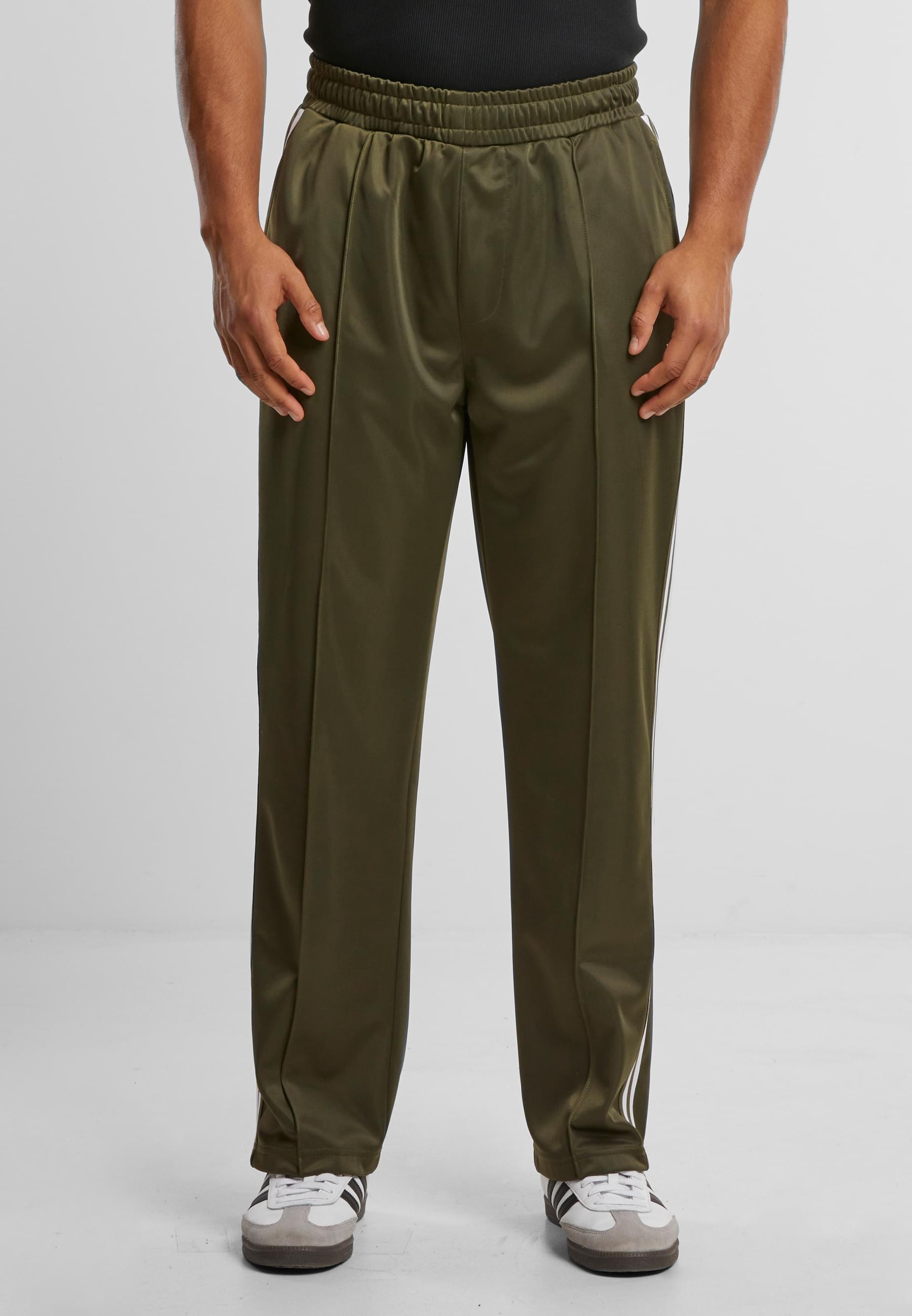 URBAN CLASSICS Jogginghose »Urban Classics Retro Tricot Track Pants«, (1 tlg.)