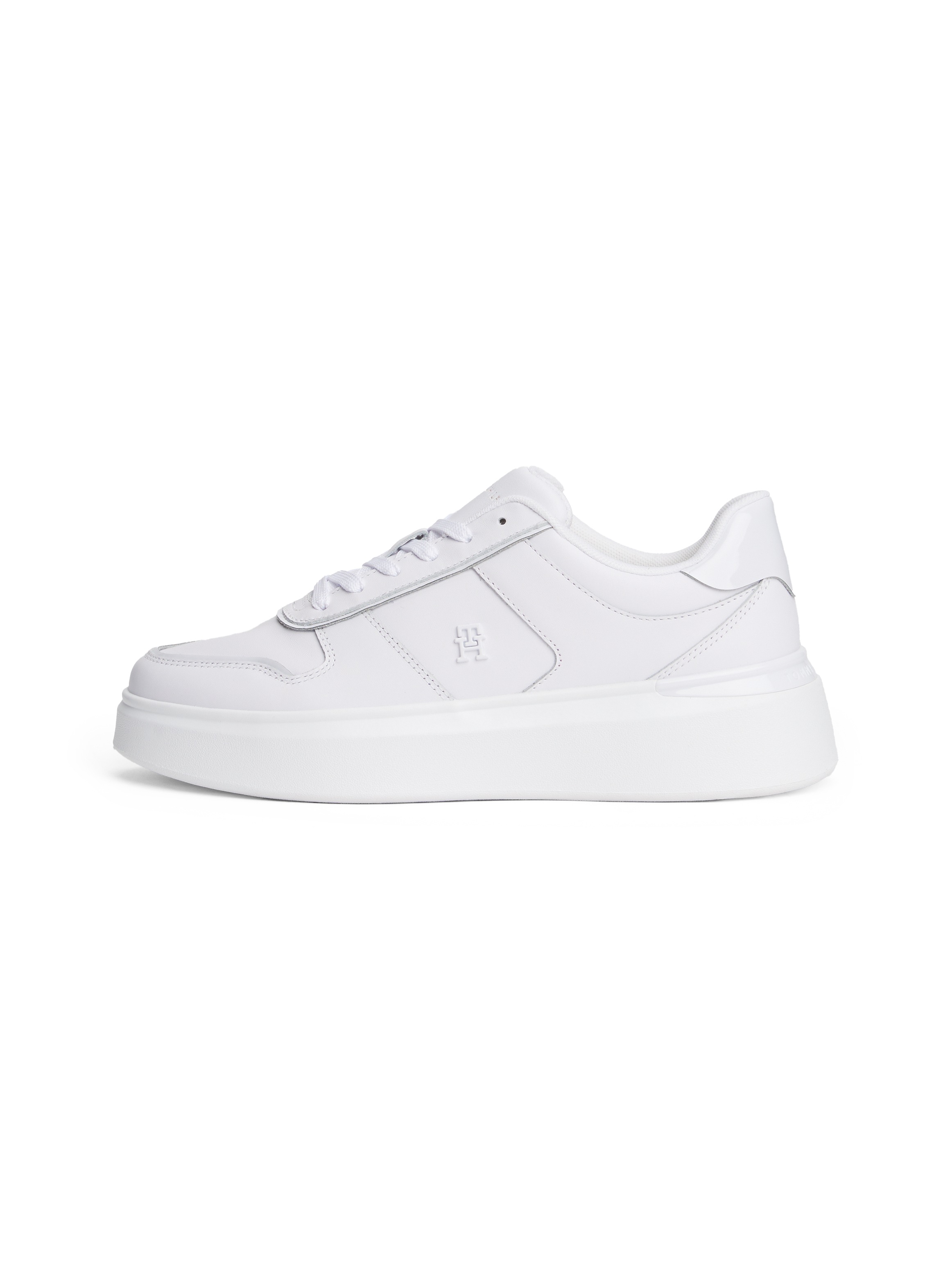 Tommy Hilfiger Plateausneaker »PATENT PLATFORM SNEAKER«, Freizeitschuh, Halbschuh, Schnürschuh mit Ziernähten