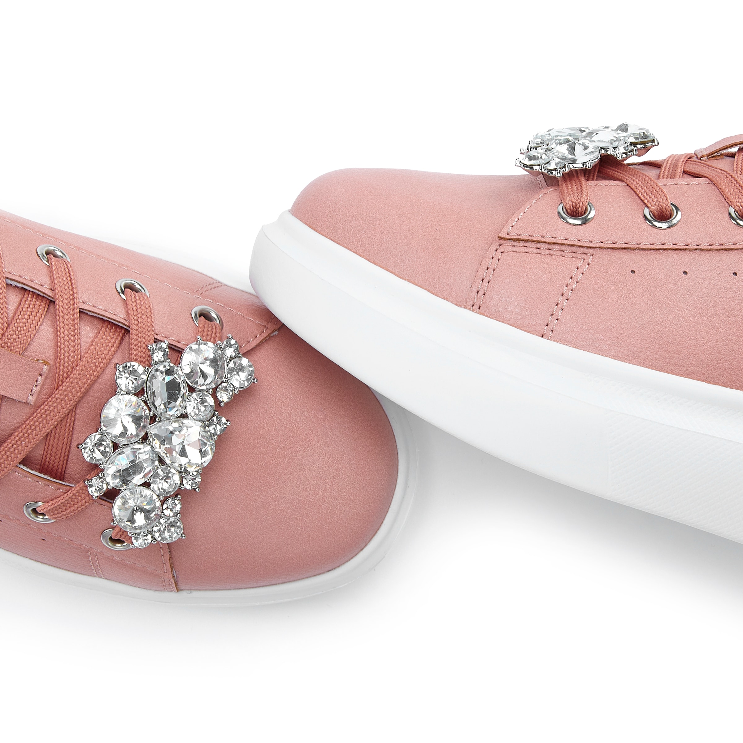 LASCANA Sneaker »Freizeitschuh, Schnürhalbschuh, Halbschuh,«, mit Metallicdetails und abnehmbarer Brosche VEGAN
