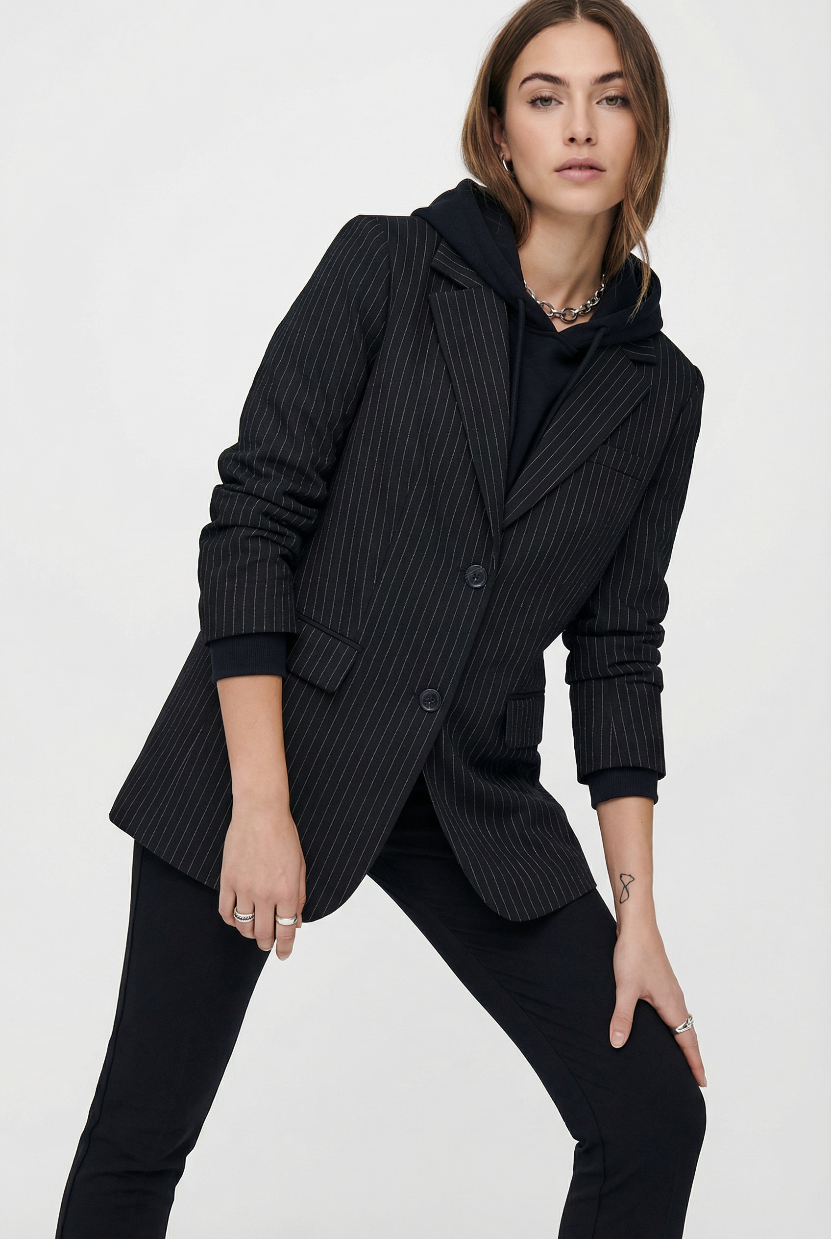 ONLY Longblazer "ONLREINA L/S PINSTRIPE BLAZER TLR NOOS" mit Nadelstreifen günstig online kaufen