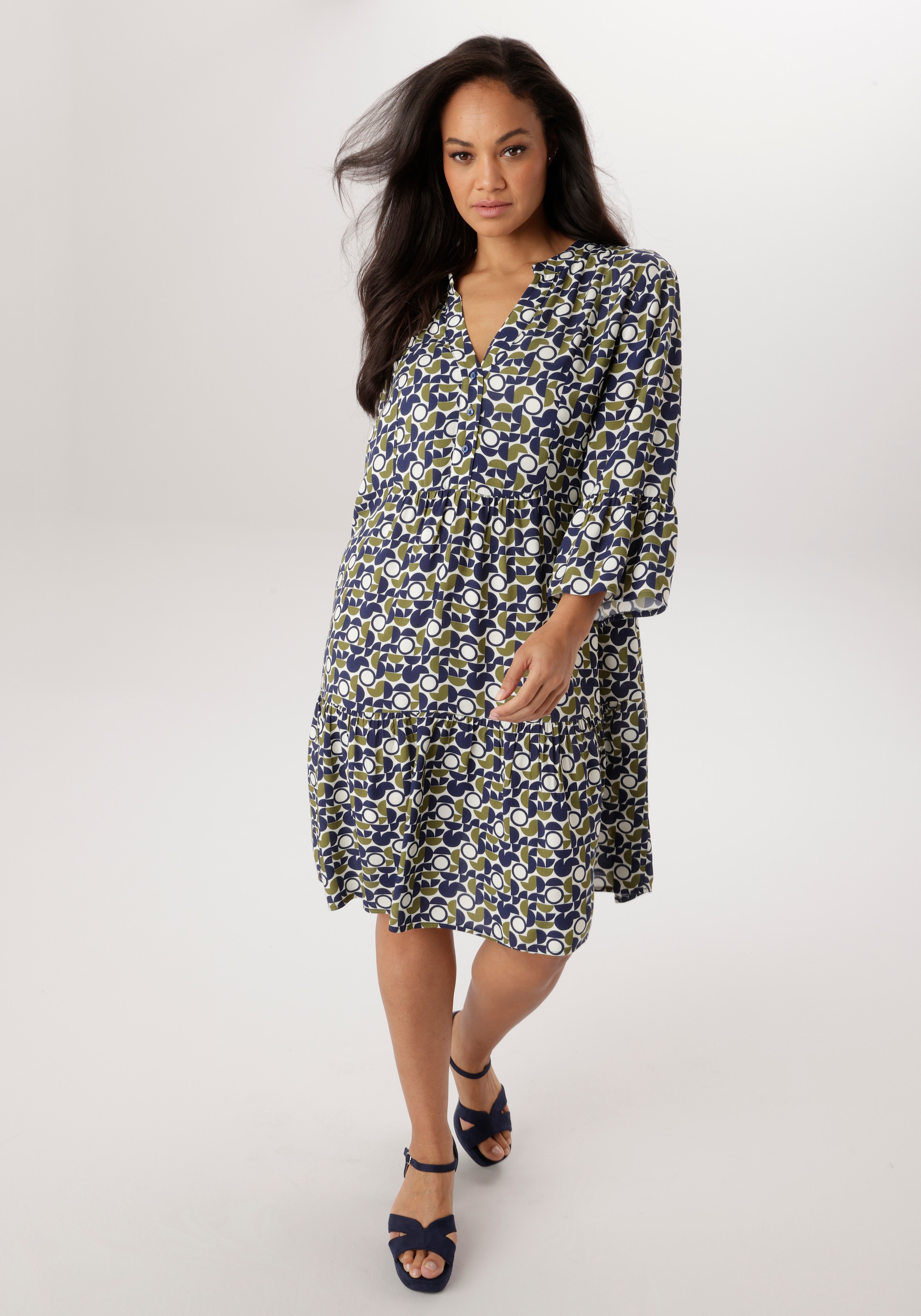 Aniston PLUS Sommerkleid mit modernem Punkte-Druck - NEUE KOLLEKTION günstig online kaufen