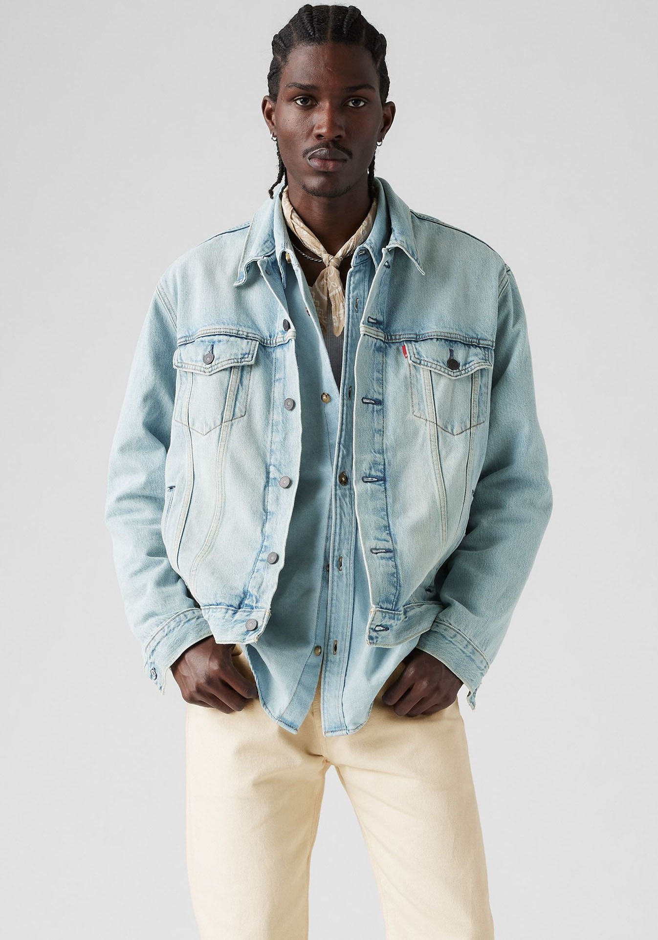 Levis Jeansjacke "VINTAGE FIT TRUCKER JKT" ohne Kapuze mit Knopfleiste günstig online kaufen