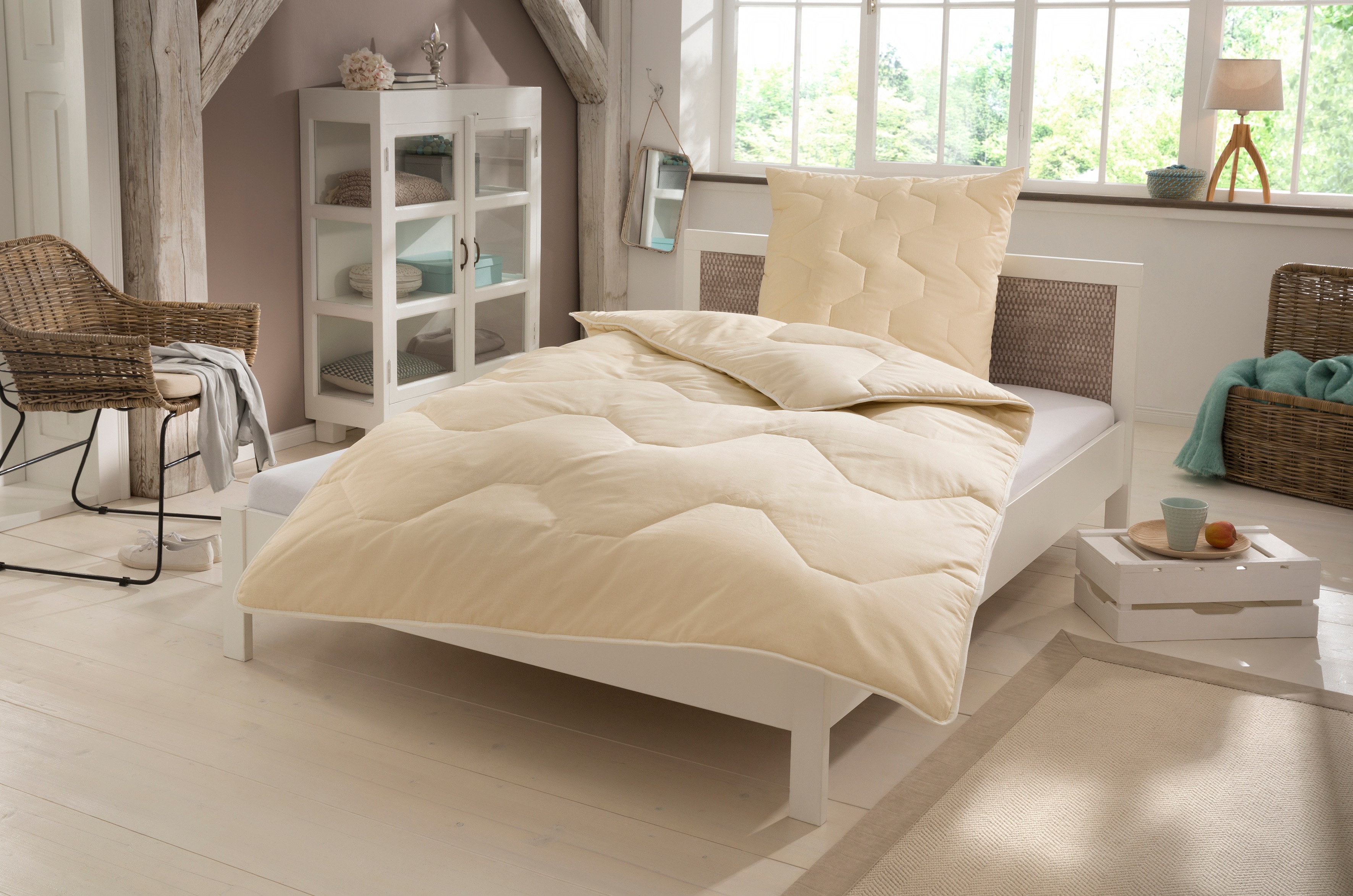 OTTO home "Bettdecke 135x200 cm, Decke mit natürlichen Materialien" Set mit Kissen 80x80 cm, Winter und Sommer, Made in Germany