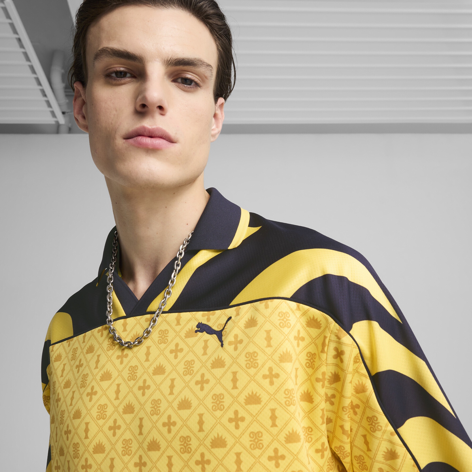 PUMA Trainingsshirt »Road To Unity Relaxed Graphic Fußballtrikot Erwachsene«