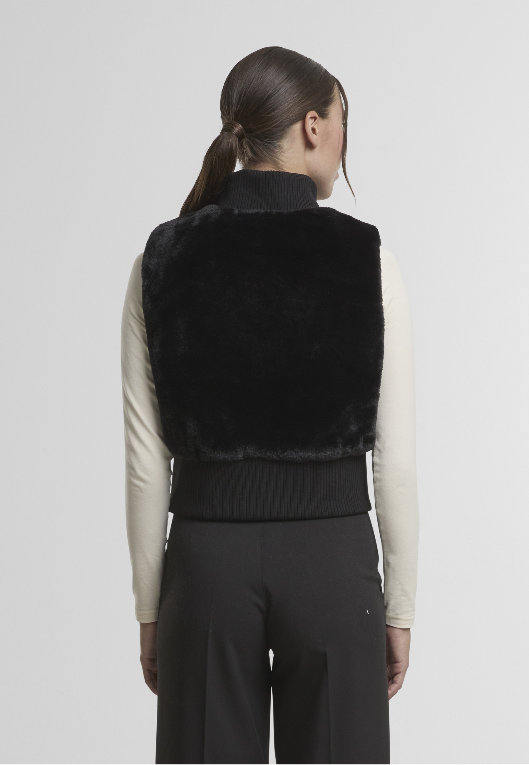 URBAN CLASSICS Steppweste »Urban Classics Ladies Cropped Faux Fur Vest«