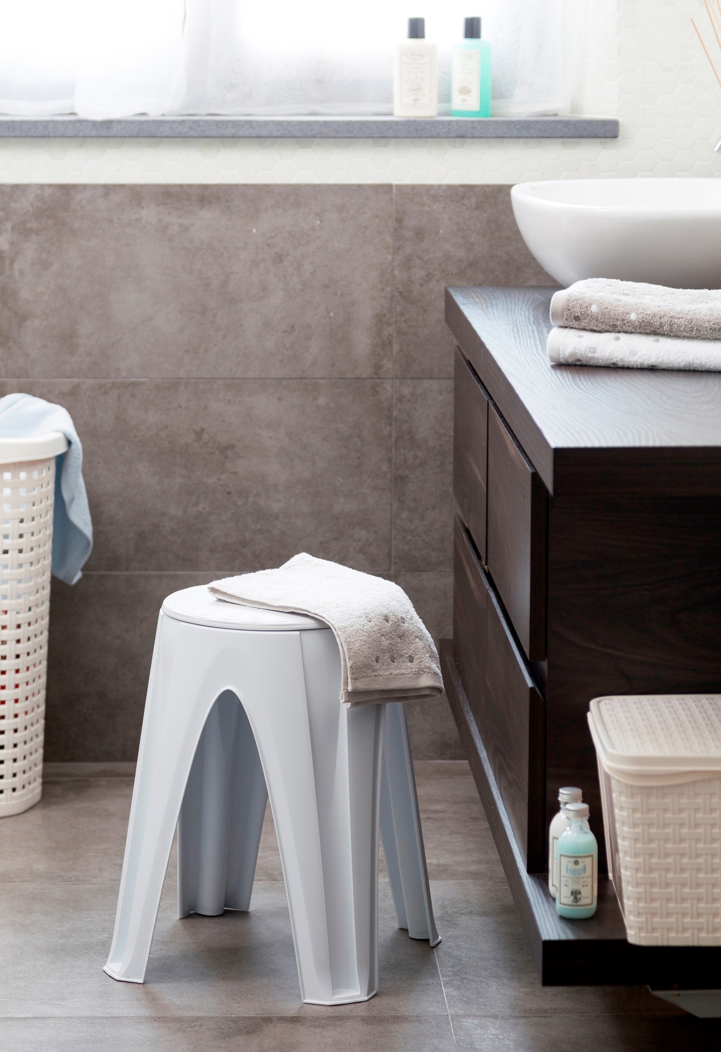 Thumbnail - Bischof Dusch- und Badhocker "Roto" Sitzfläche um 360 drehbar