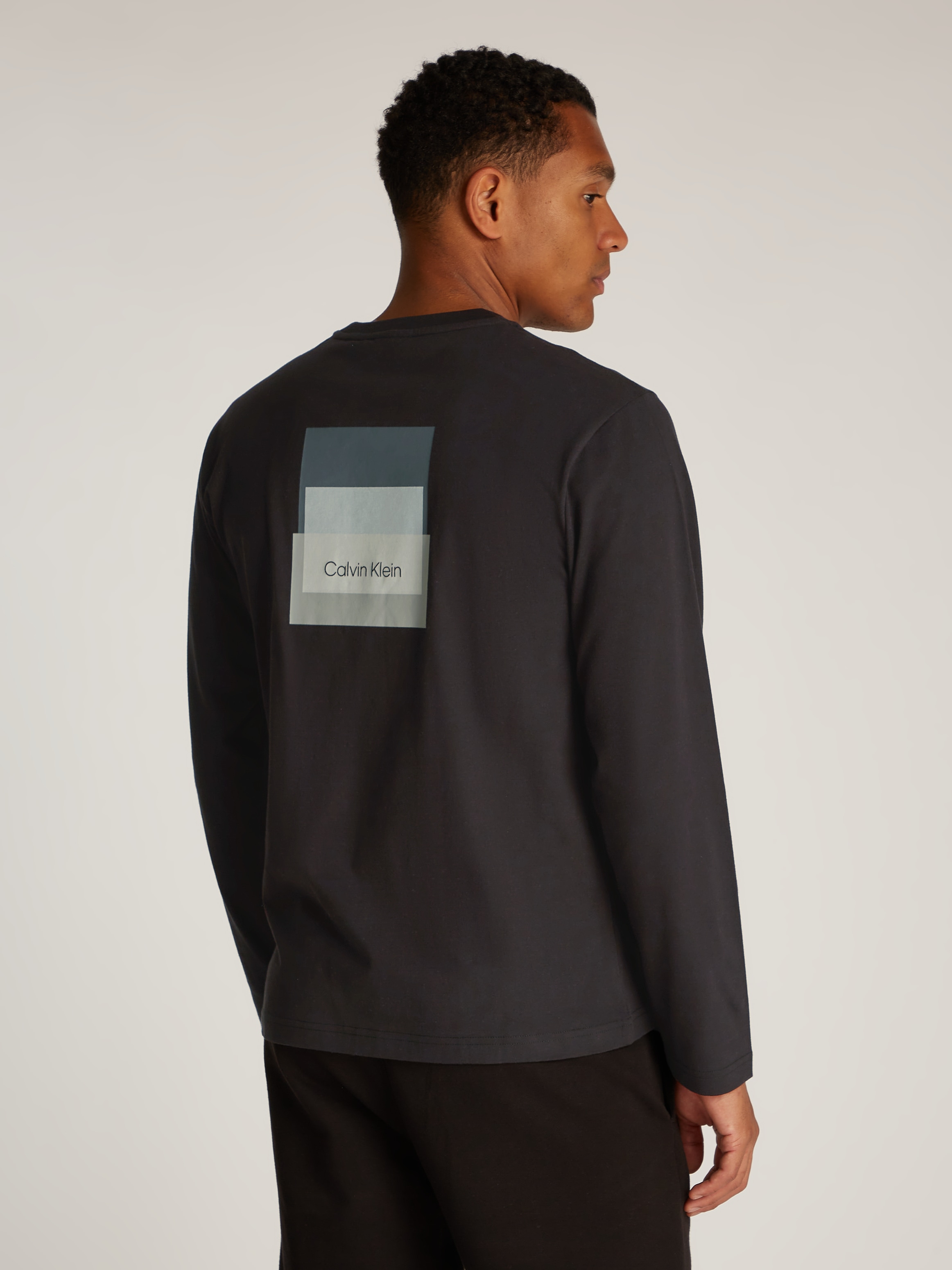 Calvin Klein Langarmshirt "STACKED COLOR BLOCK LS T-SHIRT", mit Logoprint günstig online kaufen