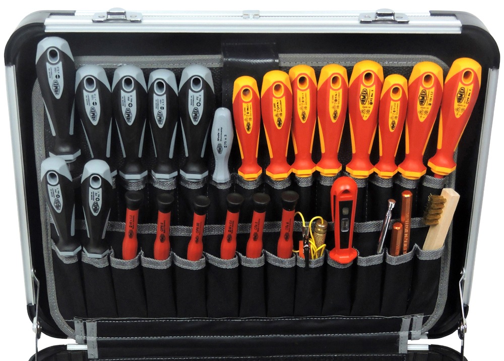 FAMEX Werkzeugset »414-18 - PROFESSIONAL«, Alu-Werkzeugkoffer, Kapazität 30 kg, mit 174-tlg. Steckschlüsselsatz