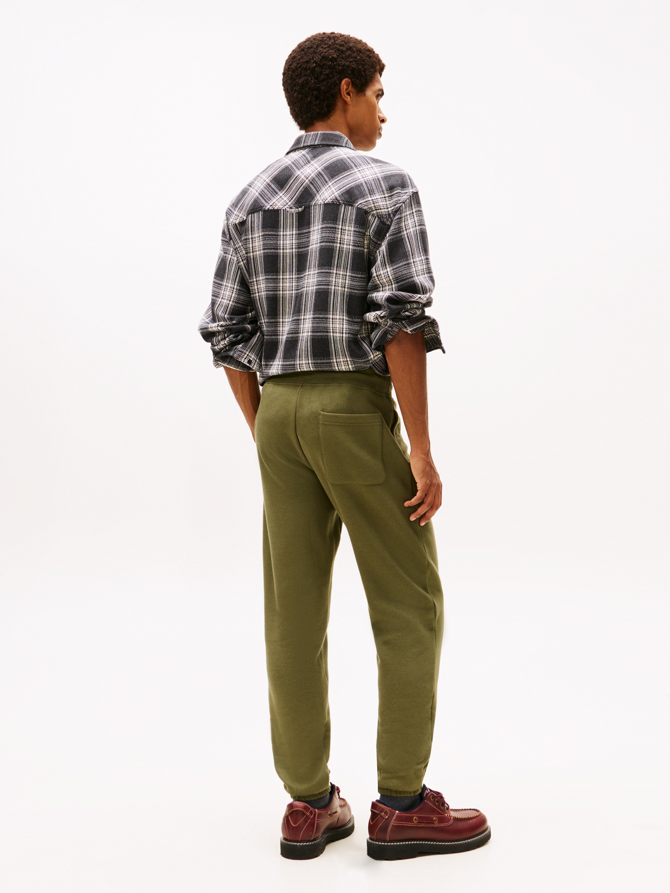 Thumbnail - Tommy Jeans "TJM SLIM S FLAG SWEATPANT" Mit Kordelzug