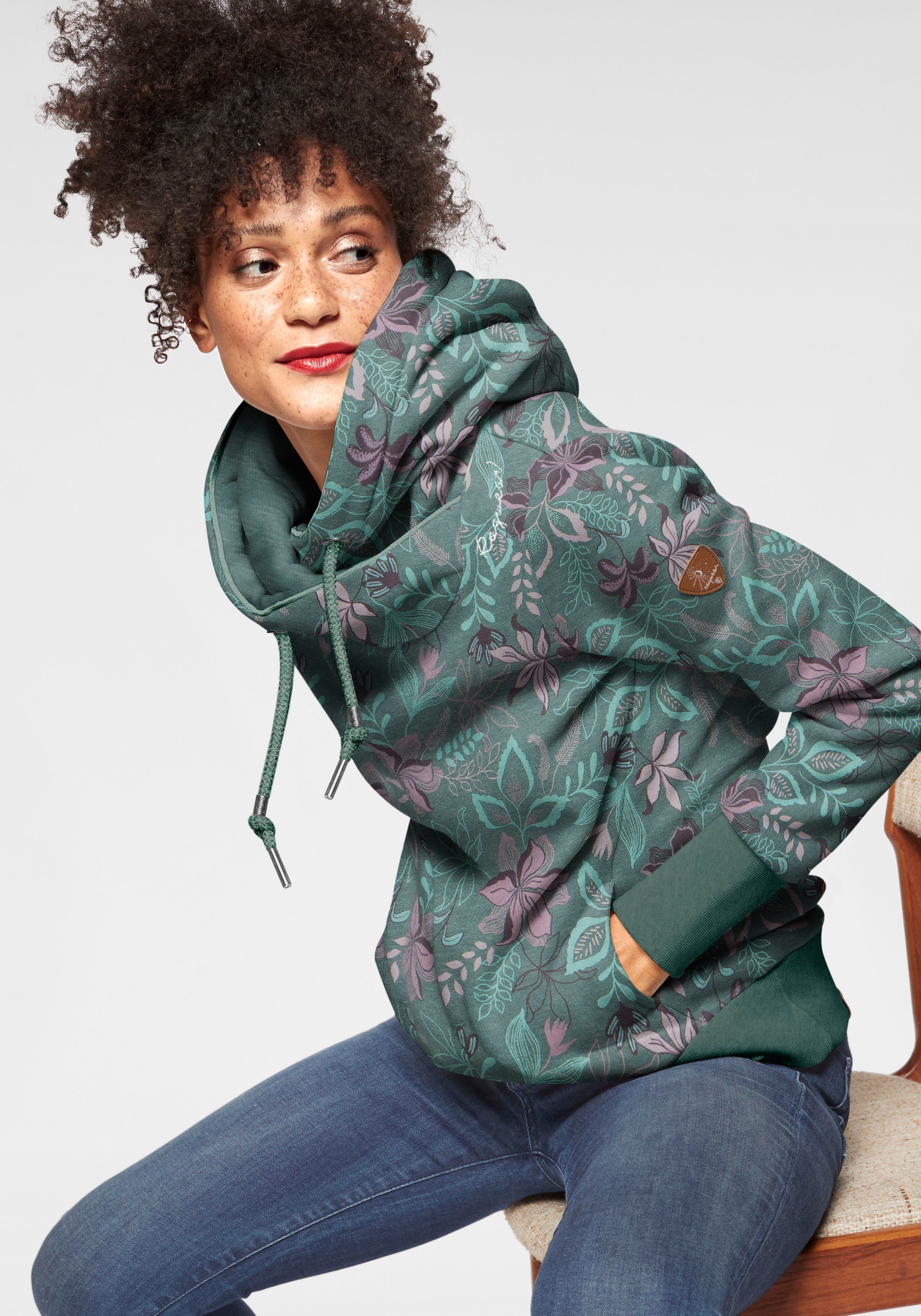 Ragwear Kapuzensweatshirt "GRIPY FLOWERS O", mit breitem Schalkragen mit floralem allover Print