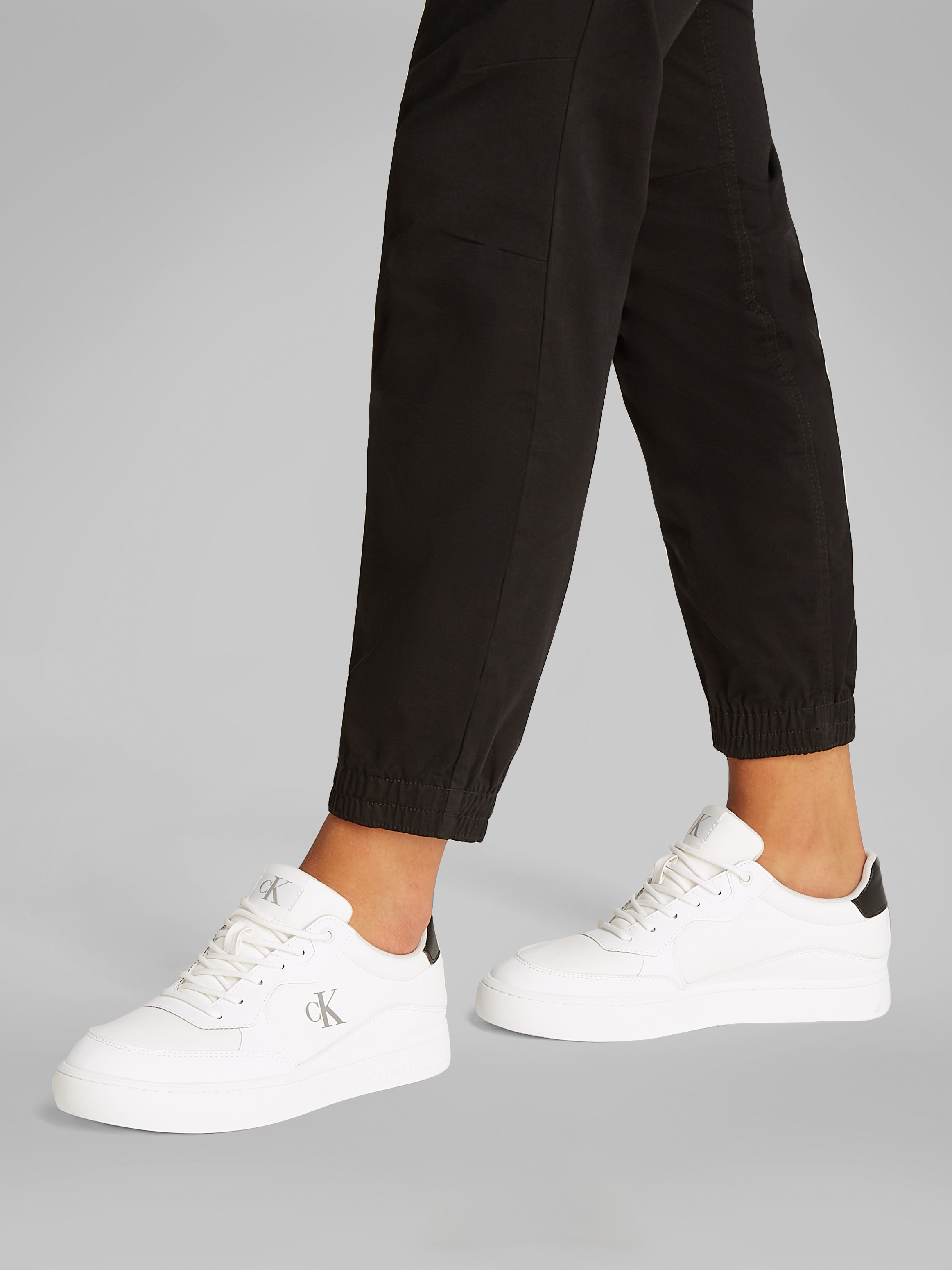 Calvin Klein Jeans Sneaker »CLASSIC CUPSOLE TECH RIPSTOP«, Schnürschuh, Halbschuh, Freizeitschuh mit Kontrast an der Ferse