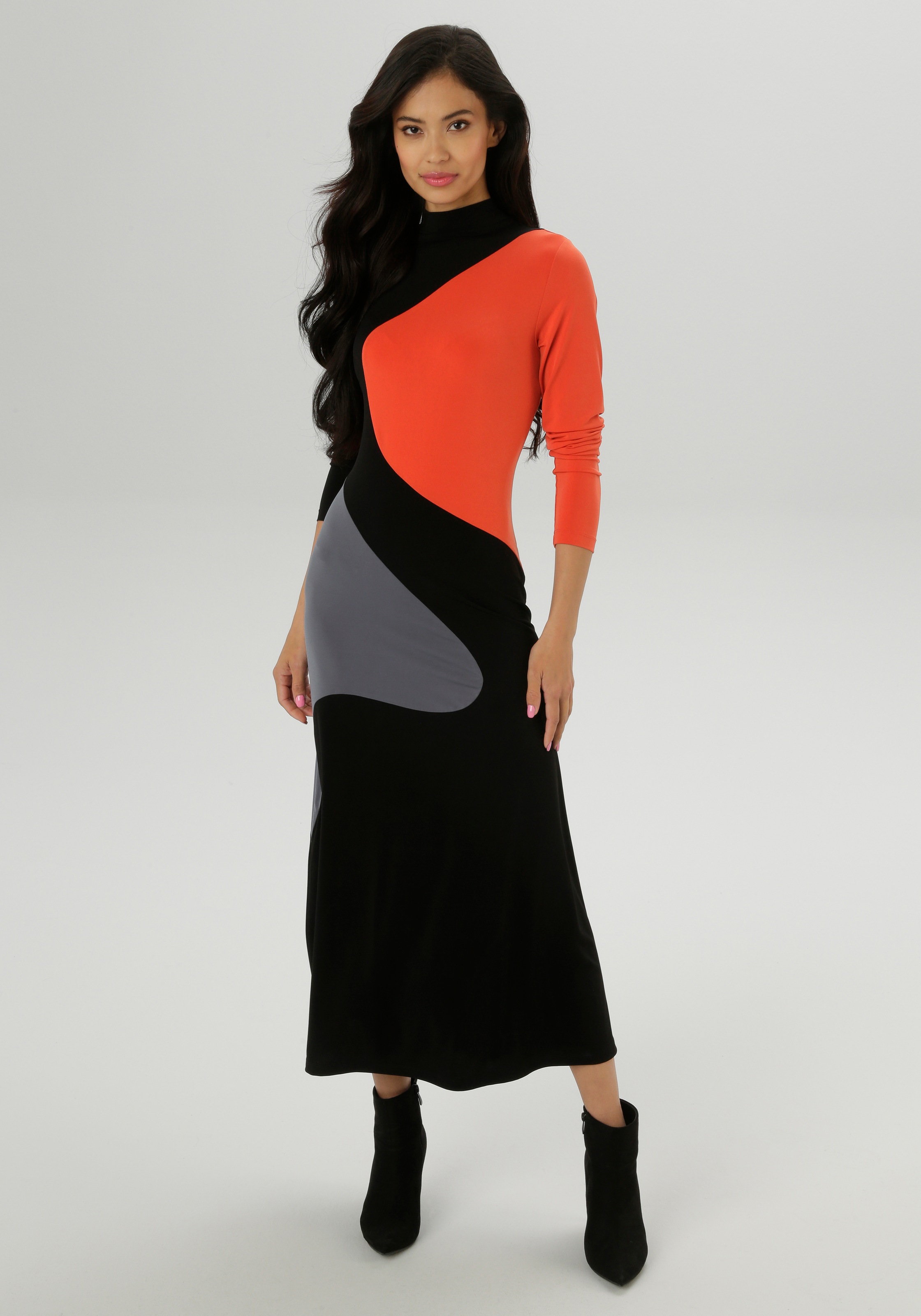 Aniston SELECTED Maxikleid, mit asymmetrisch verlaufenden Farbeinsätze - NE günstig online kaufen