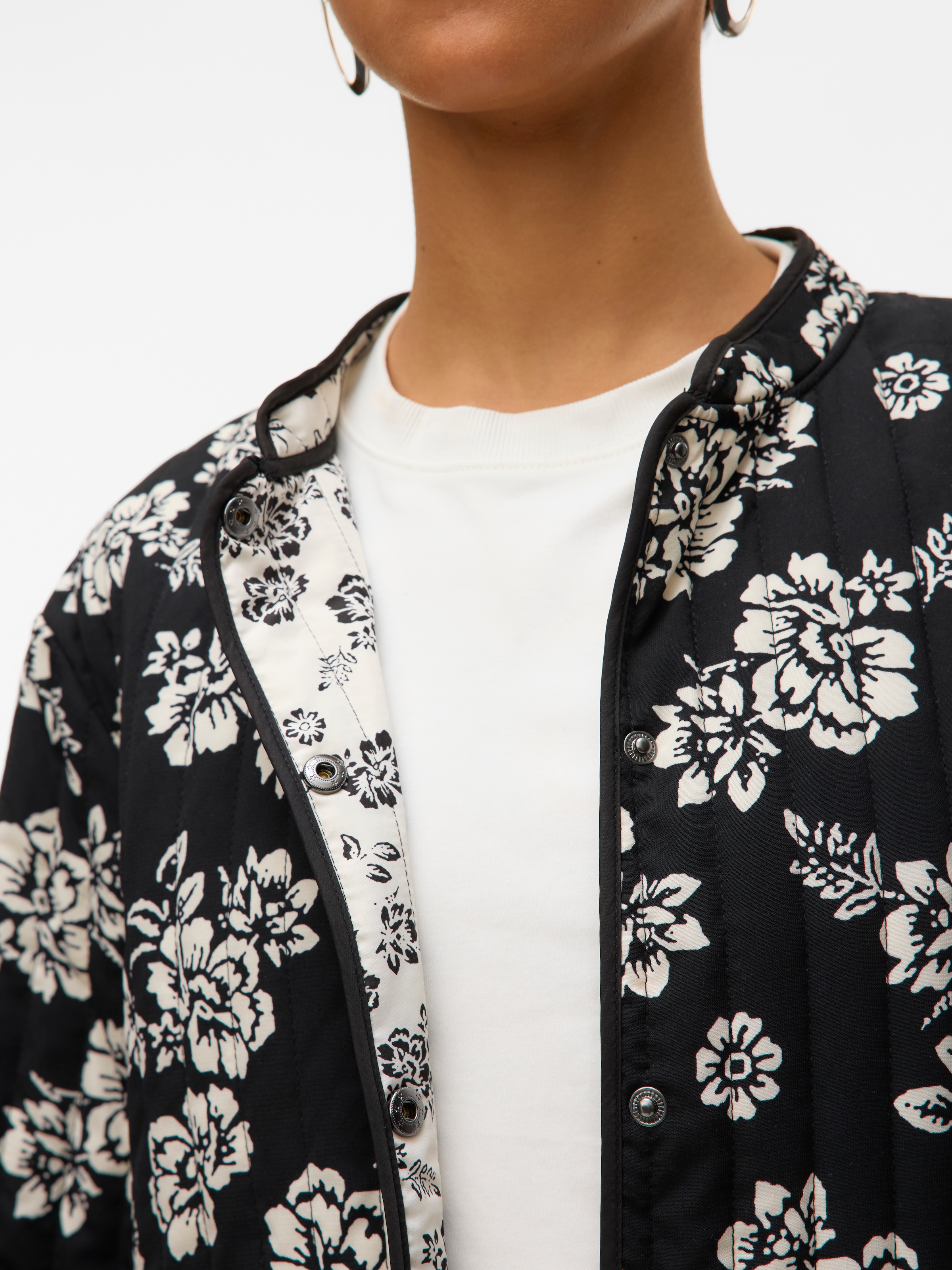 Vero Moda Kurzjacke »VMCLARA JACKET GA NOOS«