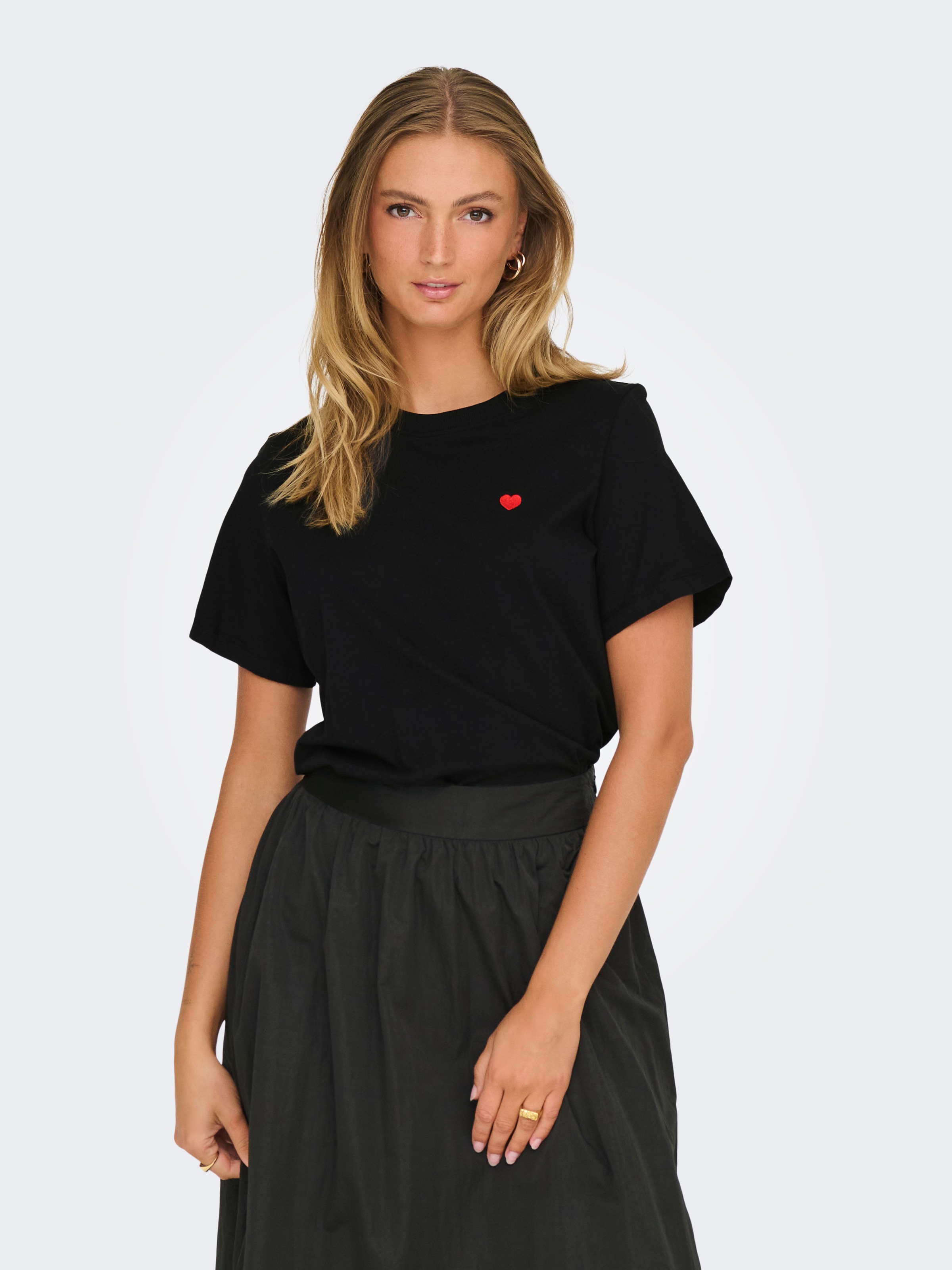 JDY Kurzarmshirt "JDYPISA S/S PRINT TOP JRS NOOS", mit Herz Stickerei günstig online kaufen