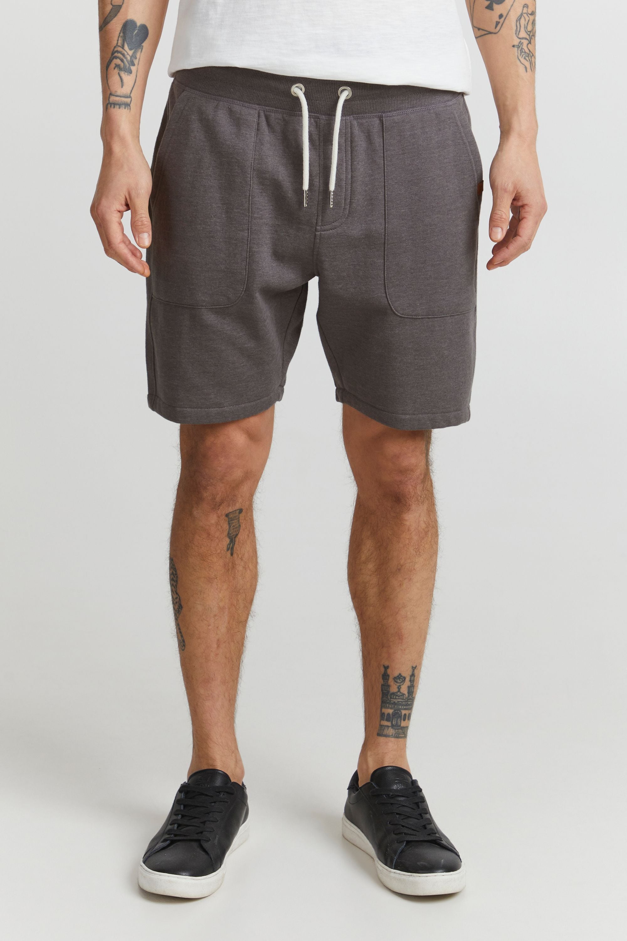 Blend Sweatshorts "BHMulker" Kurze Hose mit Kontrastkordeln günstig online kaufen