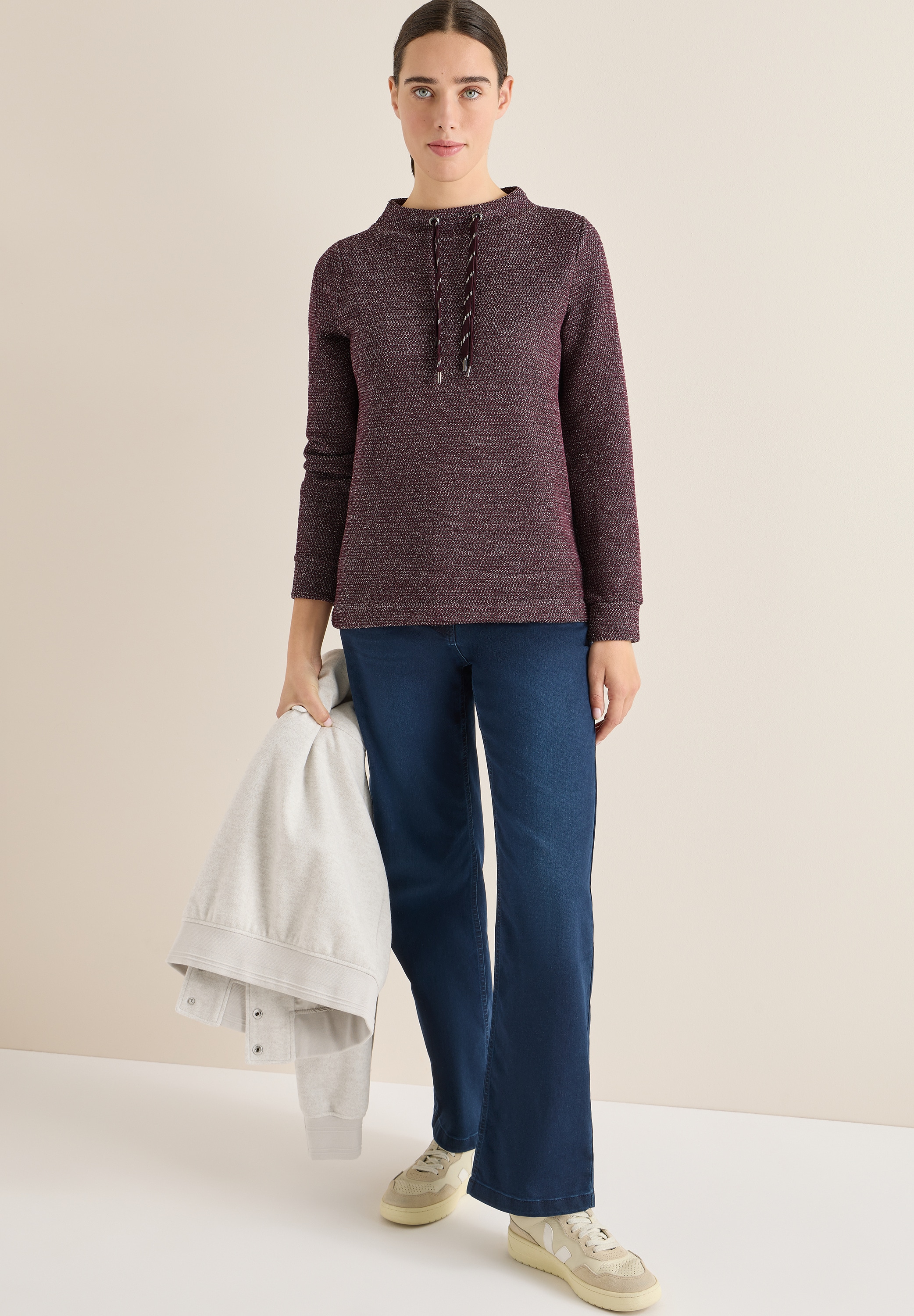 Cecil , mit Tunnelzug
