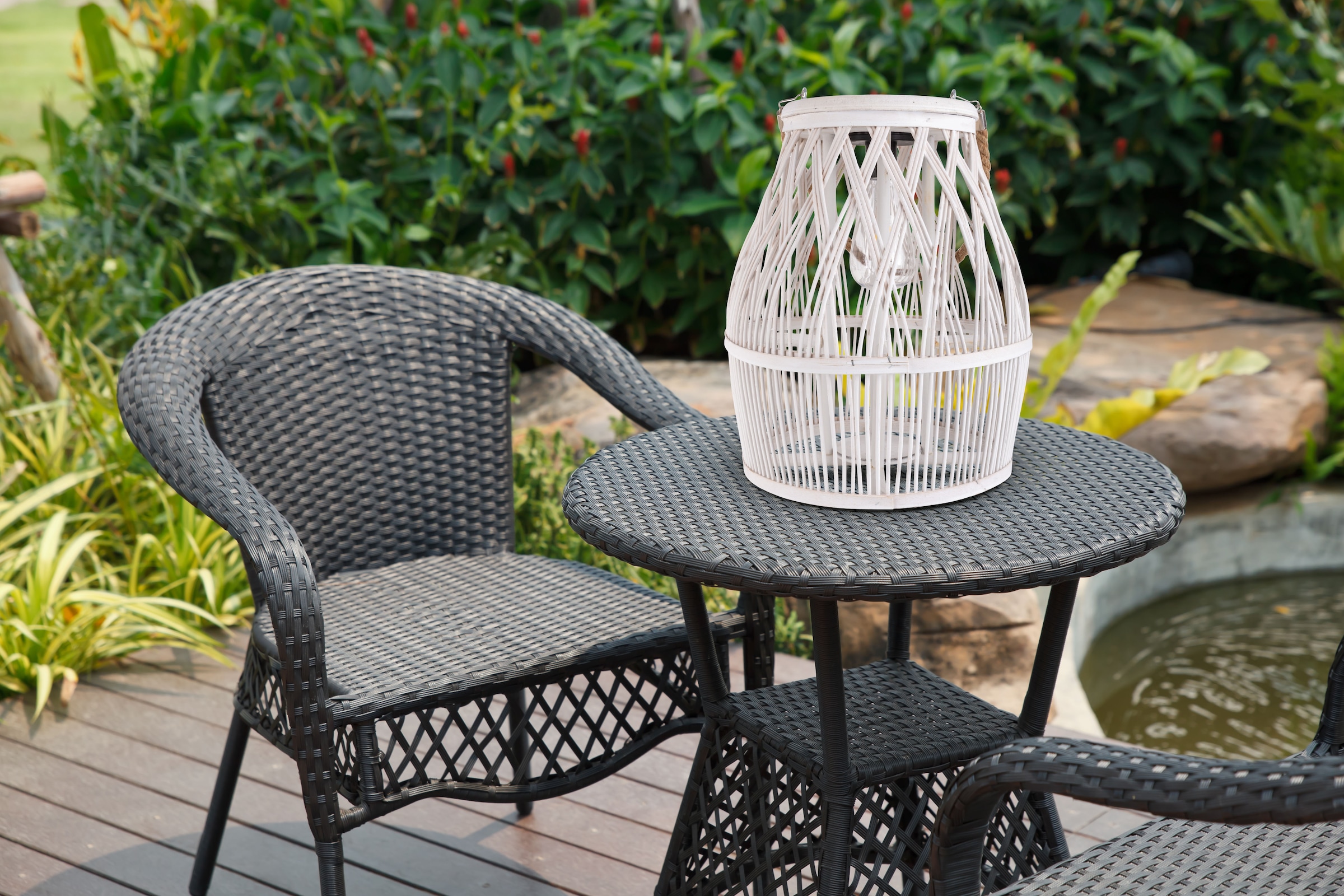 näve LED Solarleuchte »Korbinian« LED-Modul 1 Stk. Warmweiß Korbleuchte (Rattan) weiß mit LED Birne warmweiß, inkl. Akku, H: 34cm