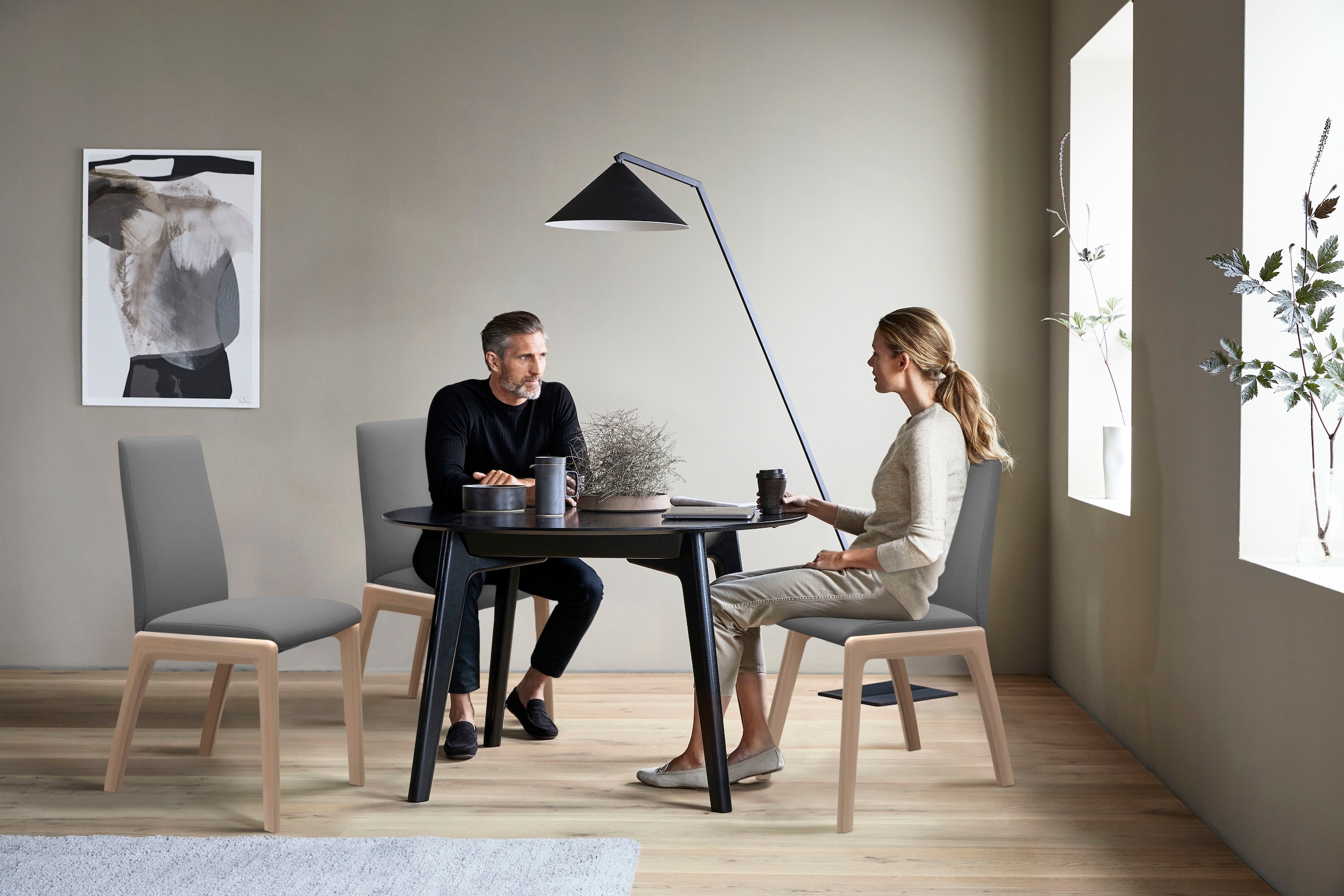 Stressless® Polsterstuhl »Laurel«, Microfaser DINAMICA, Low Back, Größe L, mit abgerundeten Beinen in Walnuss