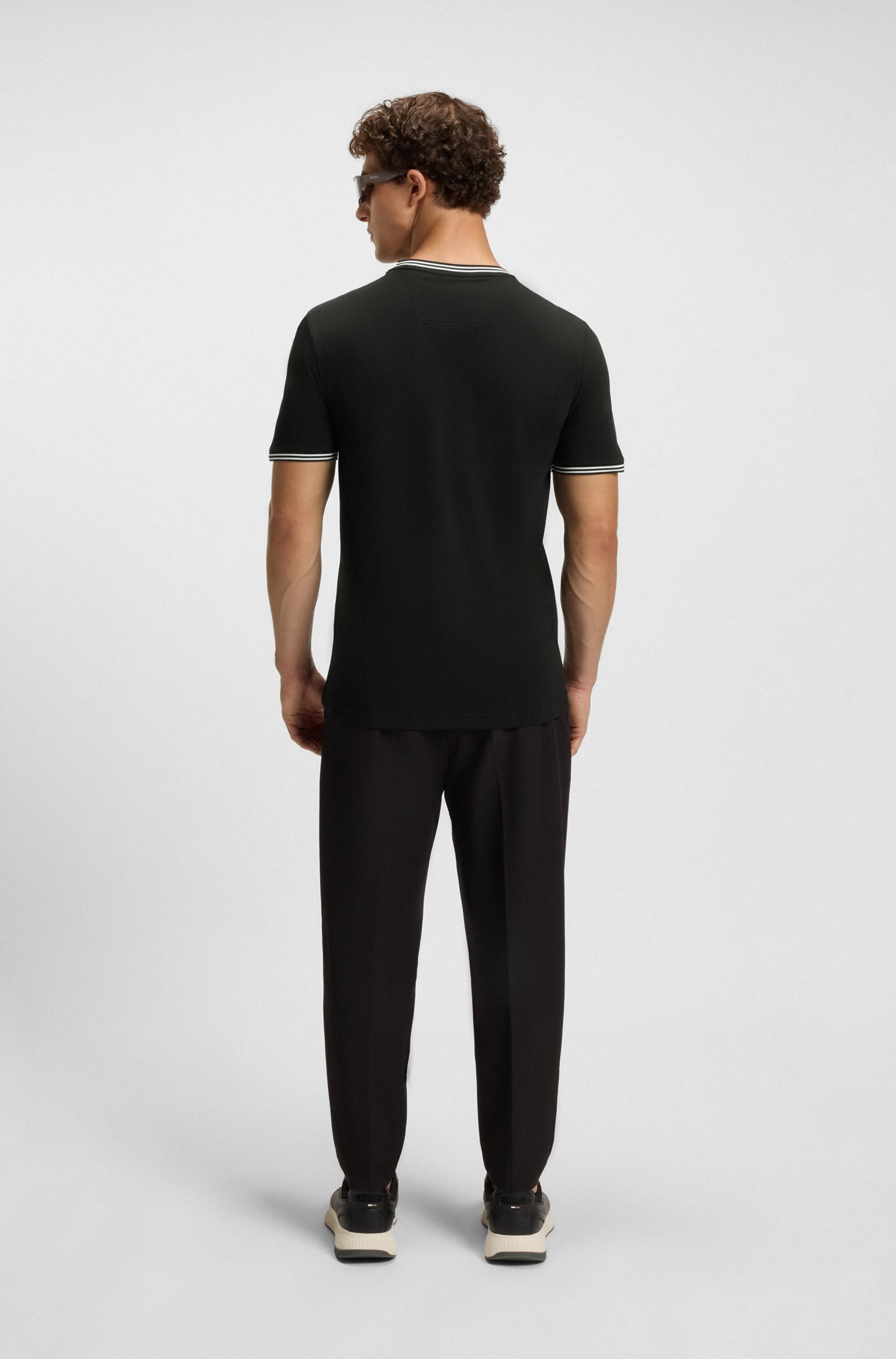 BOSS GREEN T-Shirt »Taul«, mit kontrastfarbenen Streifendetails