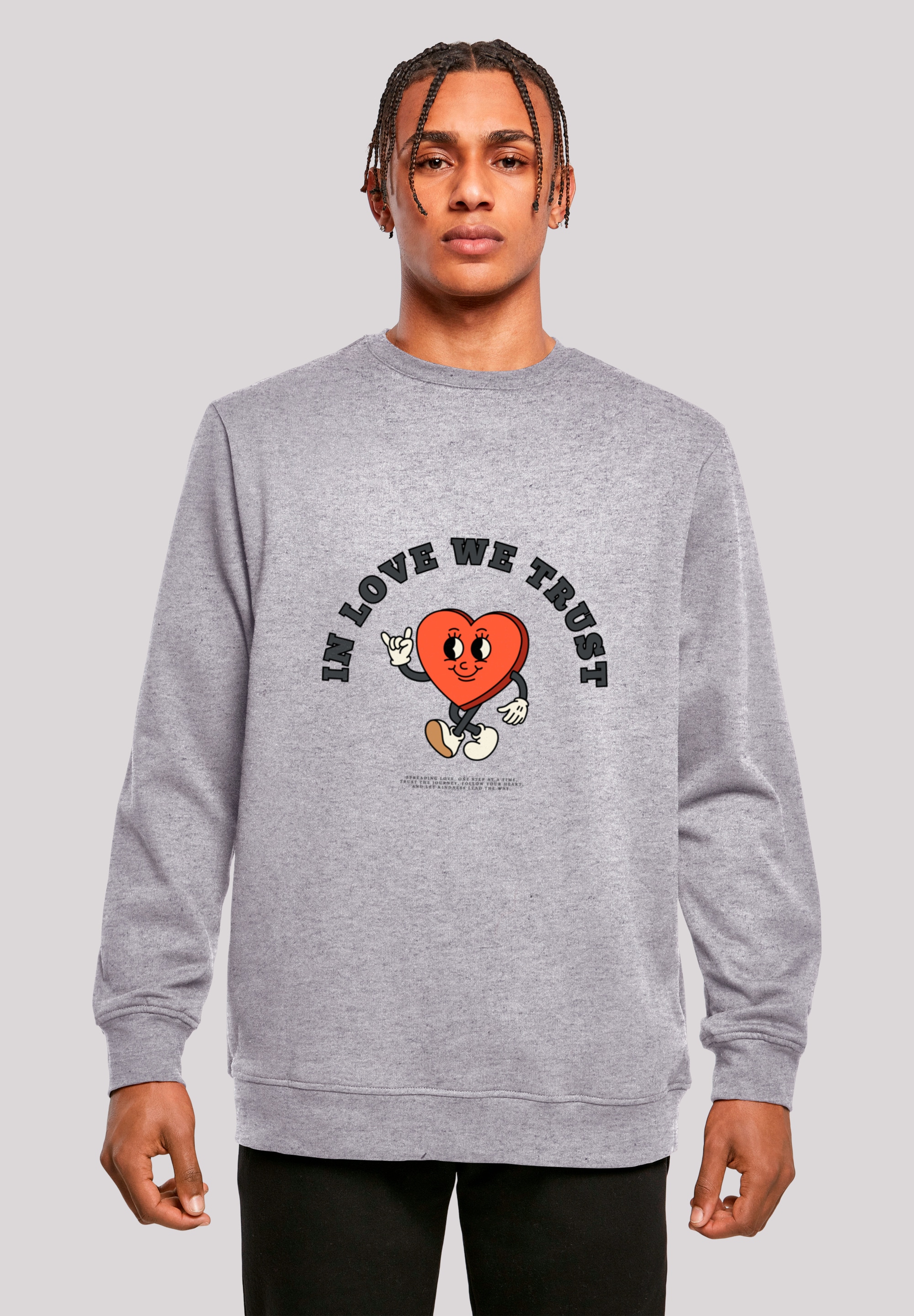 F4NT4STIC Sweatshirt "In Love We Trust Valentinstag Streetwear", Premium Y2 günstig online kaufen