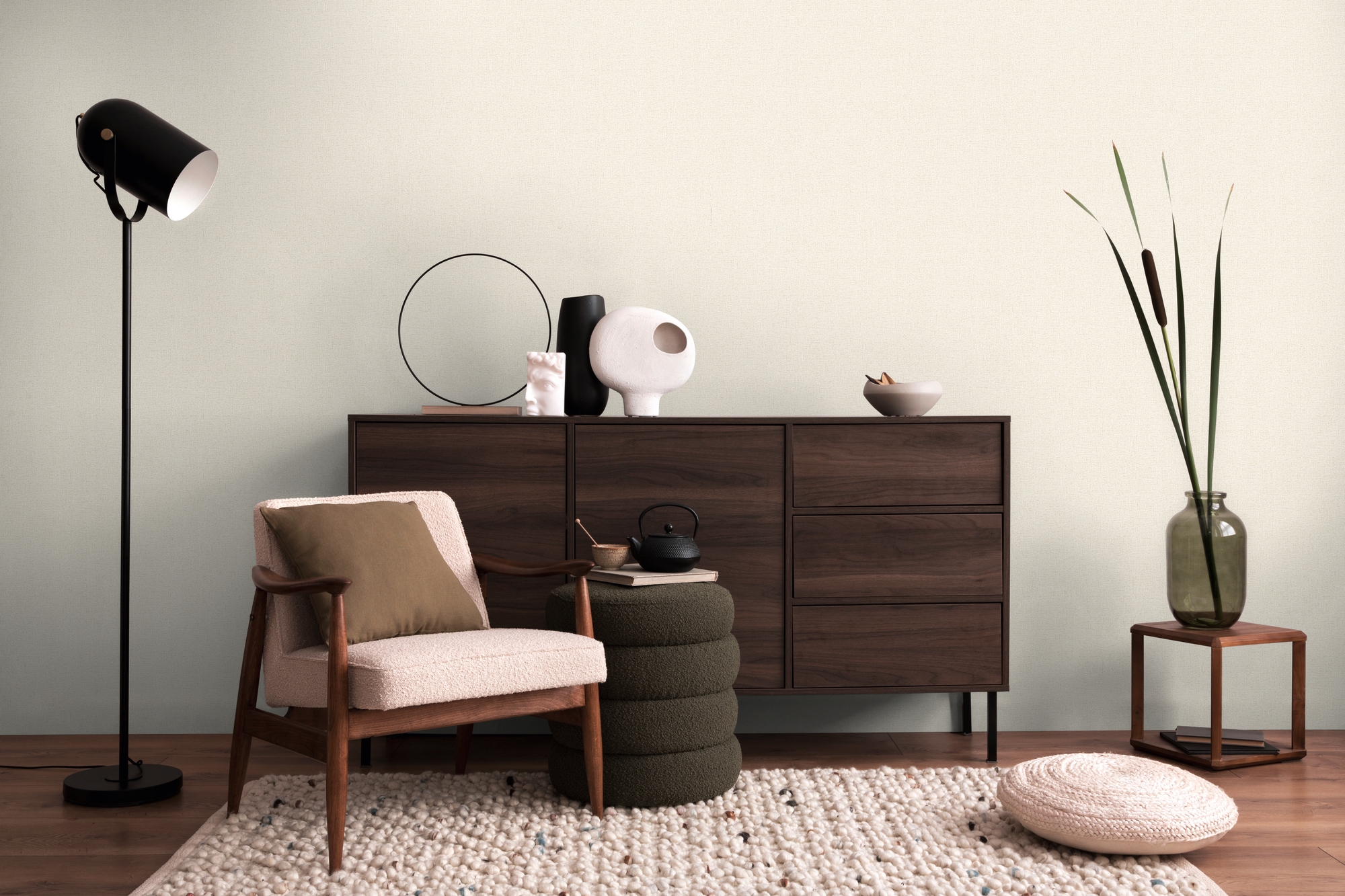 CosmoLiving by Cosmopolitan Vliestapete »Metallic Weave – Struktur-Unitapete« matt strukturiert Elegante Struktur-Vliestapete mit Metallic-Effekt