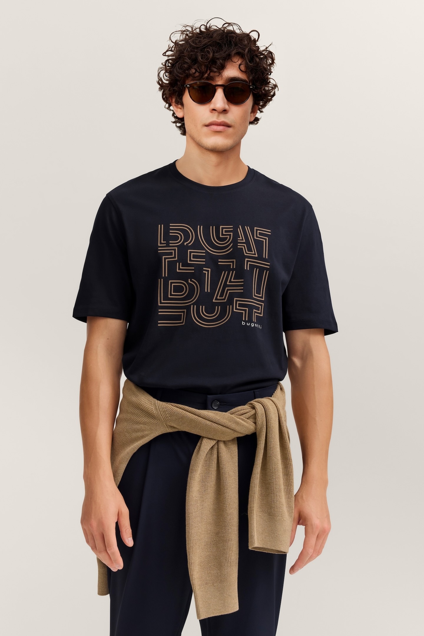 bugatti T-Shirt "Modern Fit" mit Logo-Print und Rundhals aus Baumwolle günstig online kaufen