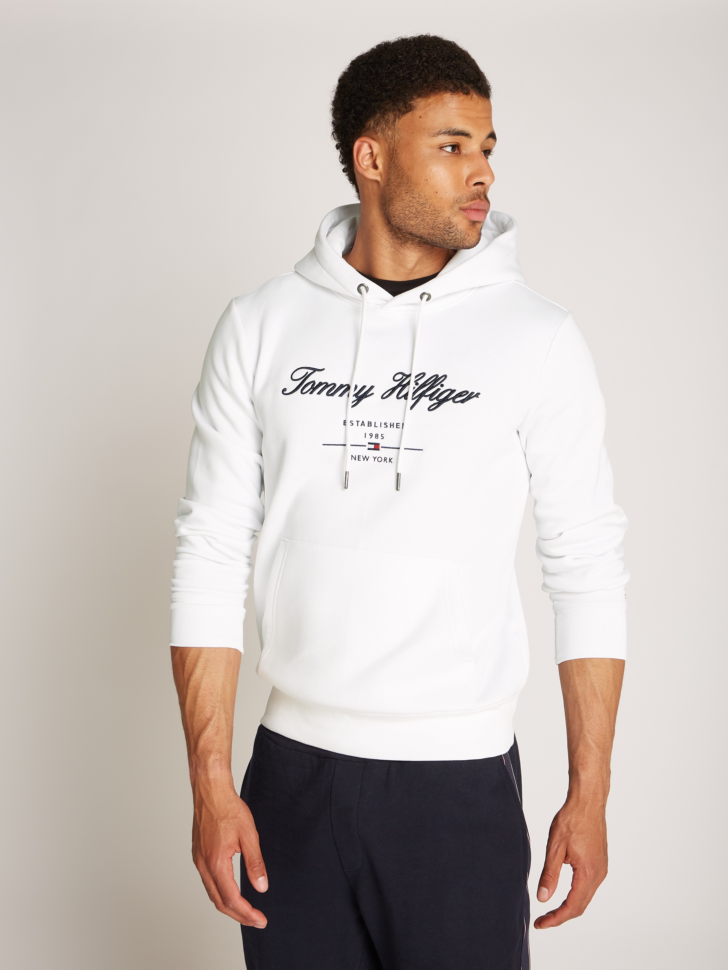 TOMMY HILFIGER Hoodie »SCRIPT Logo HOODY« su aufgesti...
