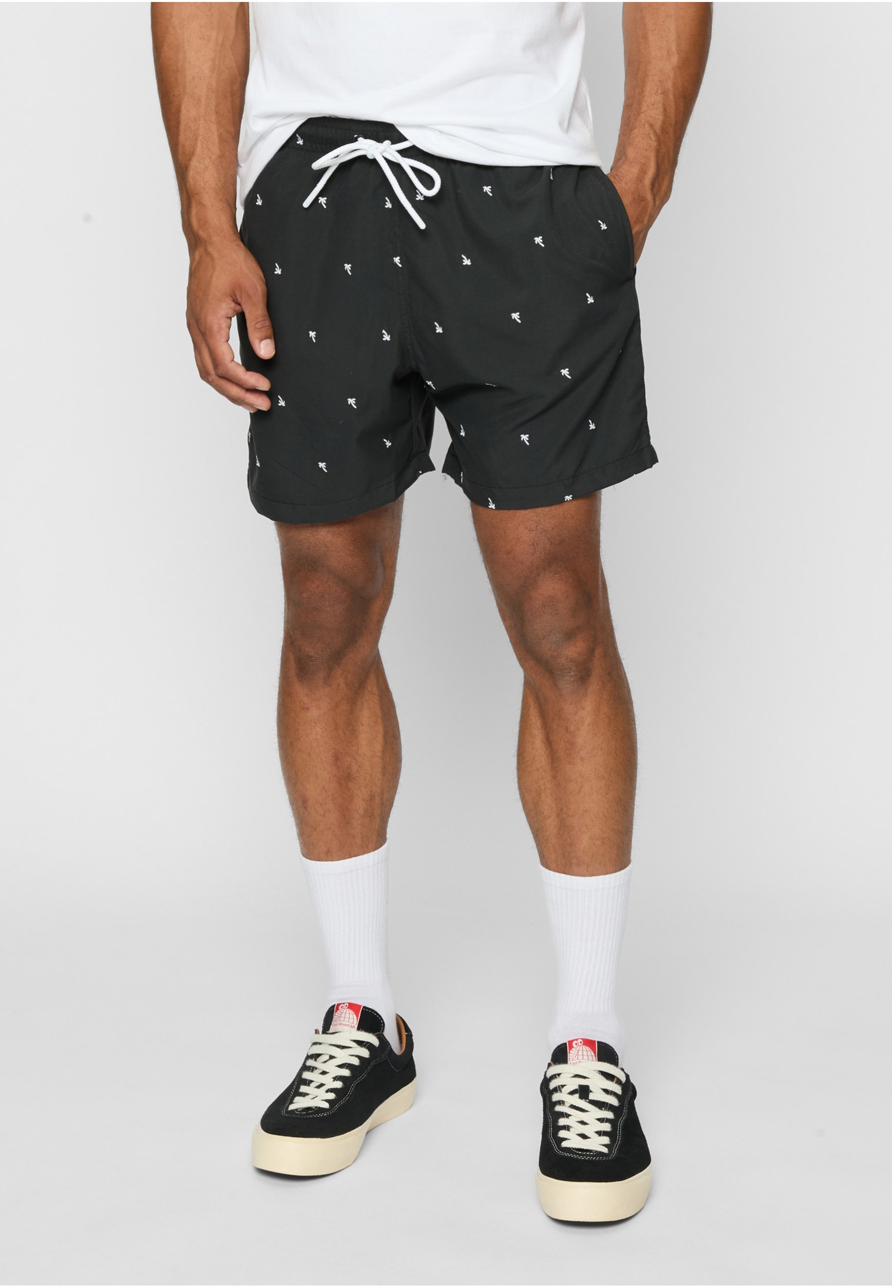 URBAN CLASSICS Badeshorts »Urban Classics Herren Embroidery Swim Shorts«