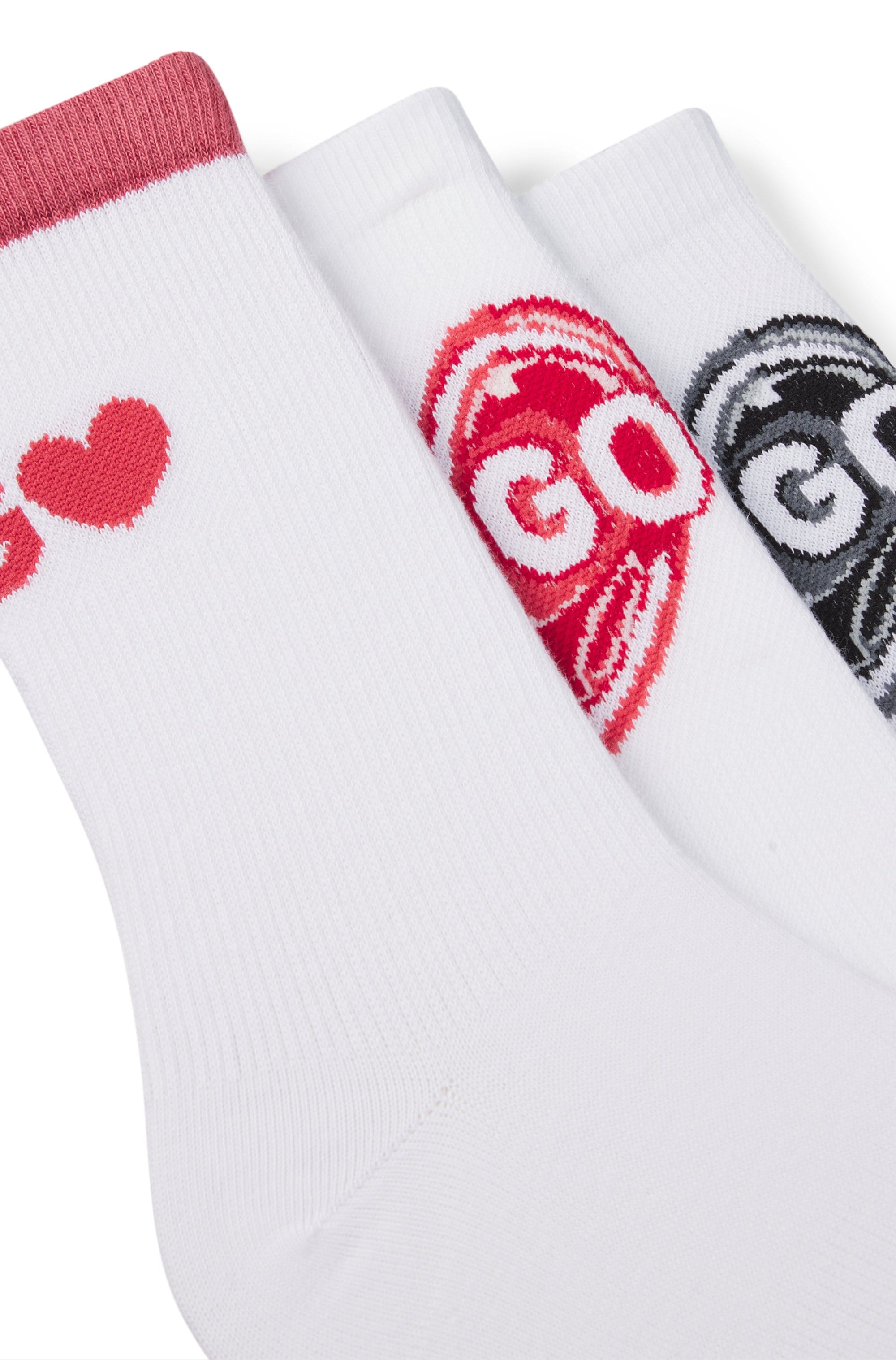HUGO Underwear Sportsocken »3P QS VALENTINE CC W«, (Packung, 3er Pack), sind mit Logos im Valentinstags-Look versehen