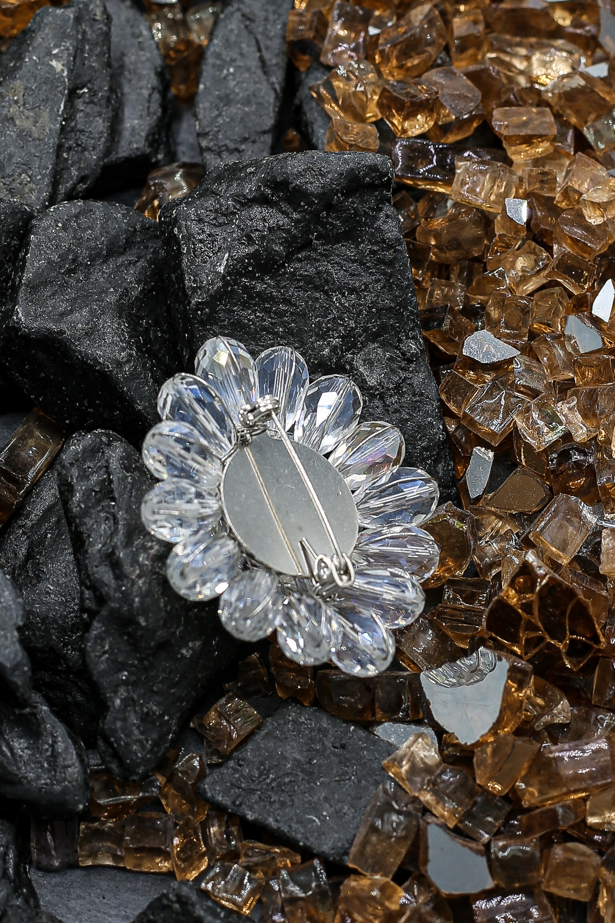 COLLEZIONE ALESSANDRO Brosche »Genua« ()  in Blumenform