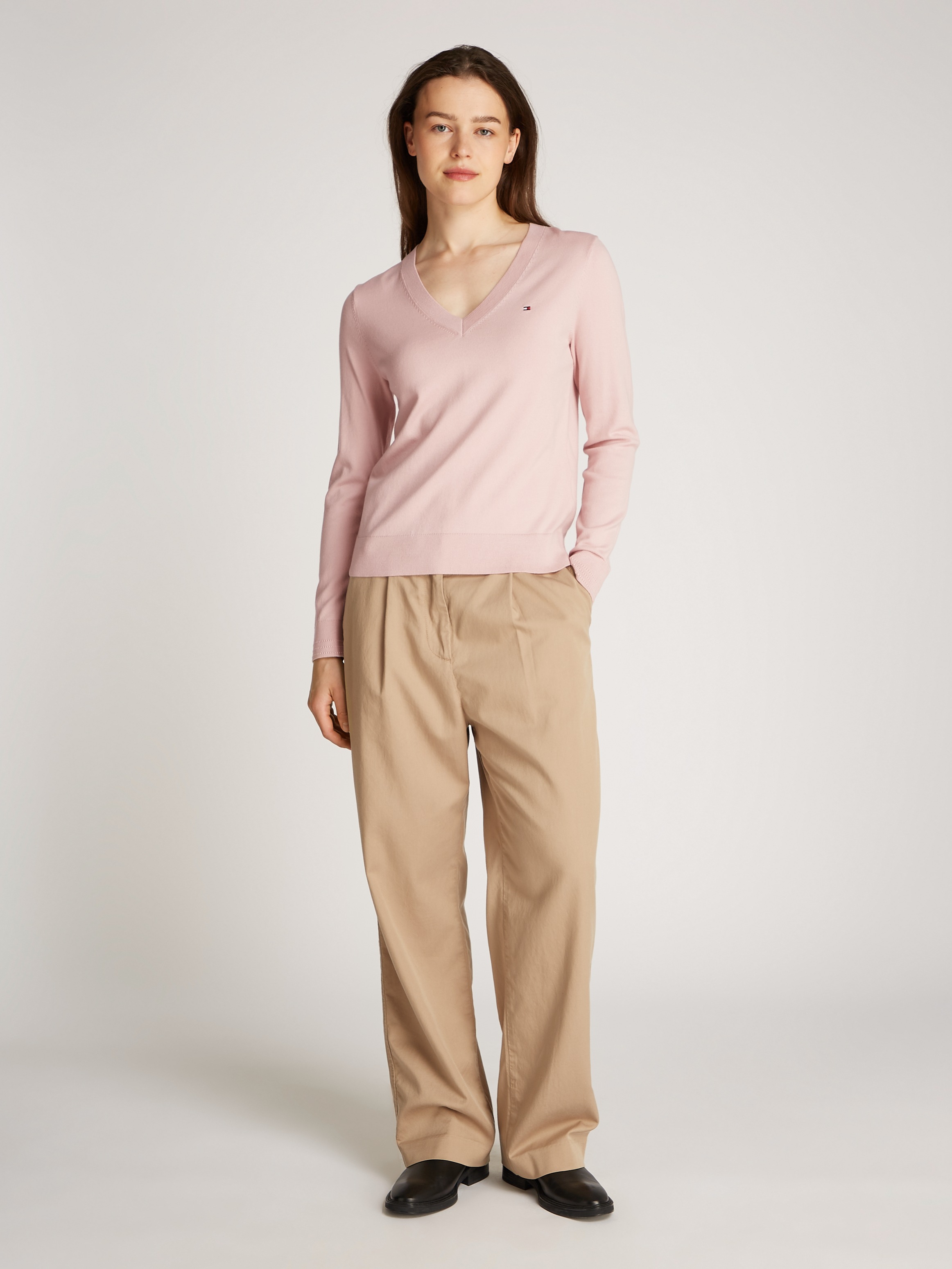 Tommy Hilfiger V-Ausschnitt-Pullover, mit Logo-Stickerei