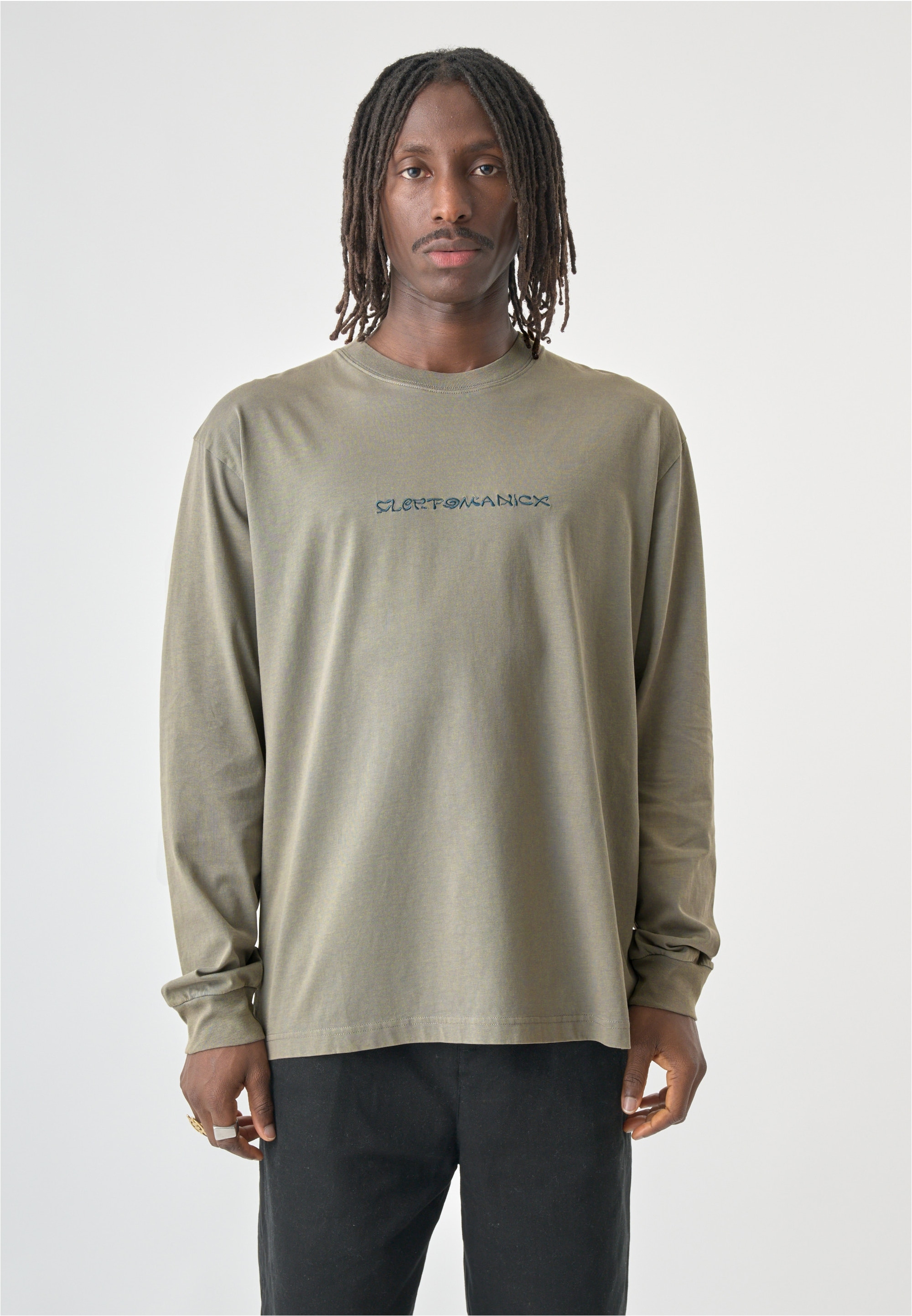 Cleptomanicx Langarmshirt "Mysto Typo" im schlichten Design