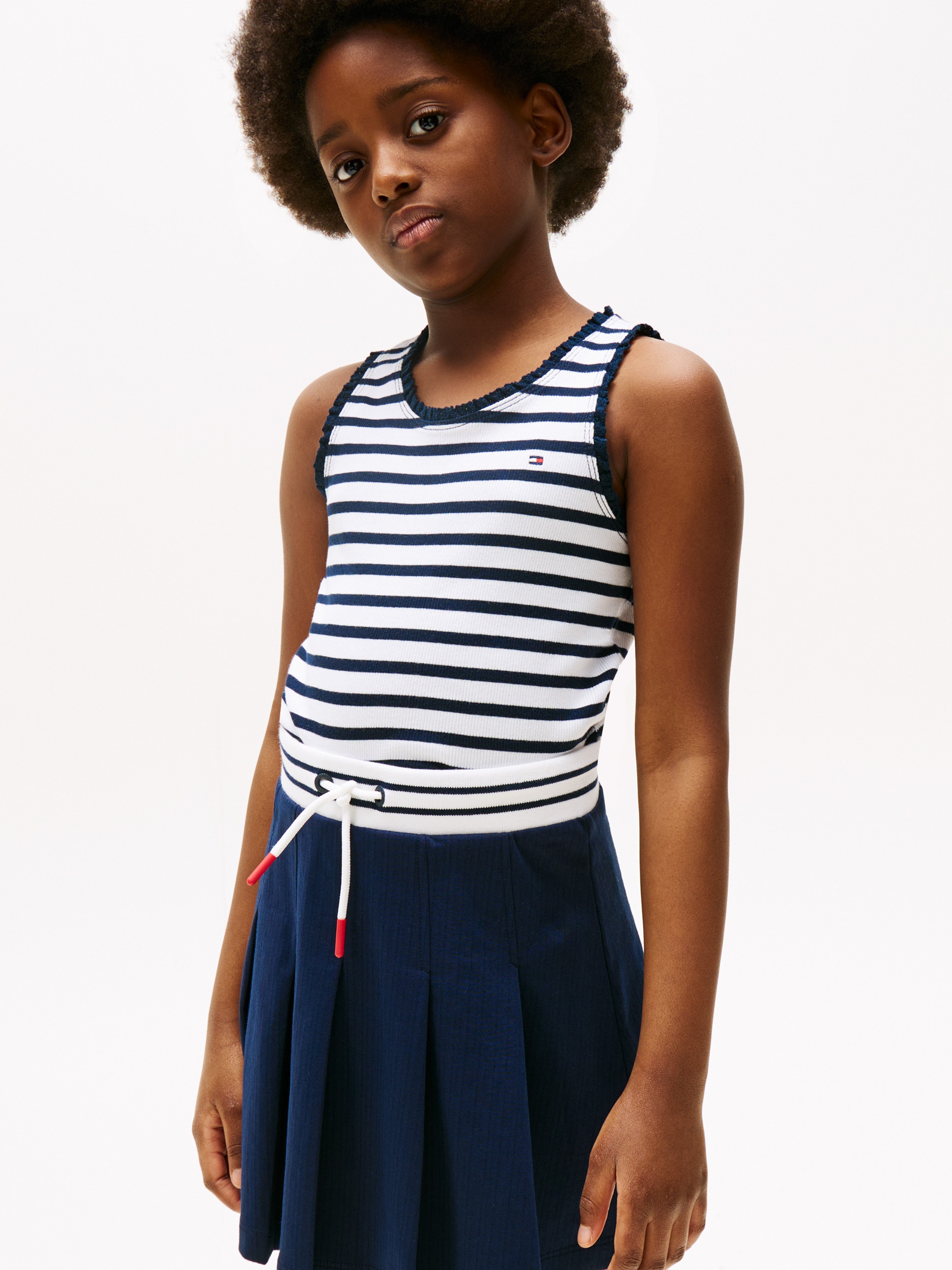 Tommy Hilfiger Tanktop »ESSENTIAL RIB LACE TANK TOP«, mit Spitze, mit Logostickerei