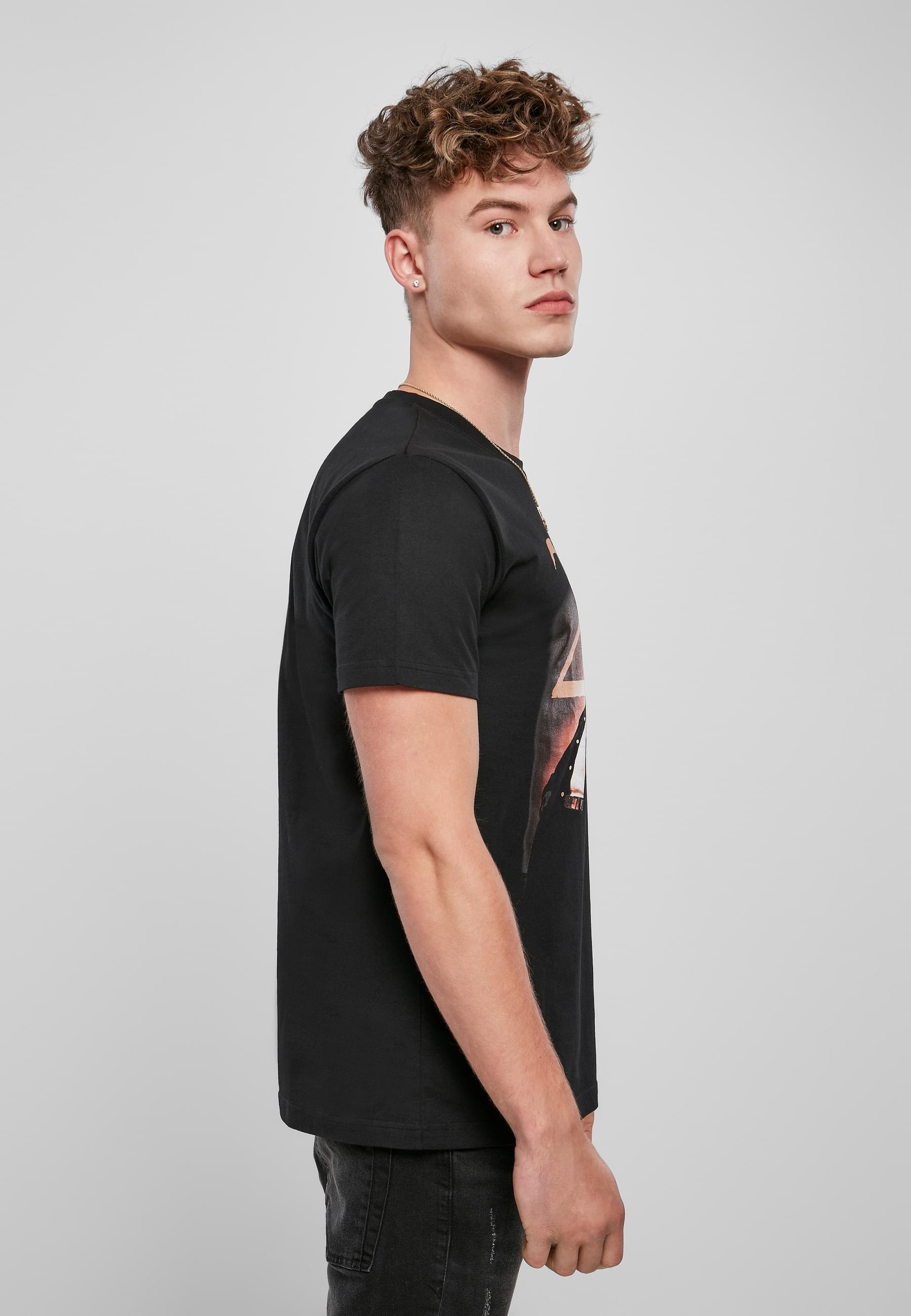 MisterTee T-Shirt »MisterTee Herren Tupac Me Against The World Cover Tee«, (1 tlg.)