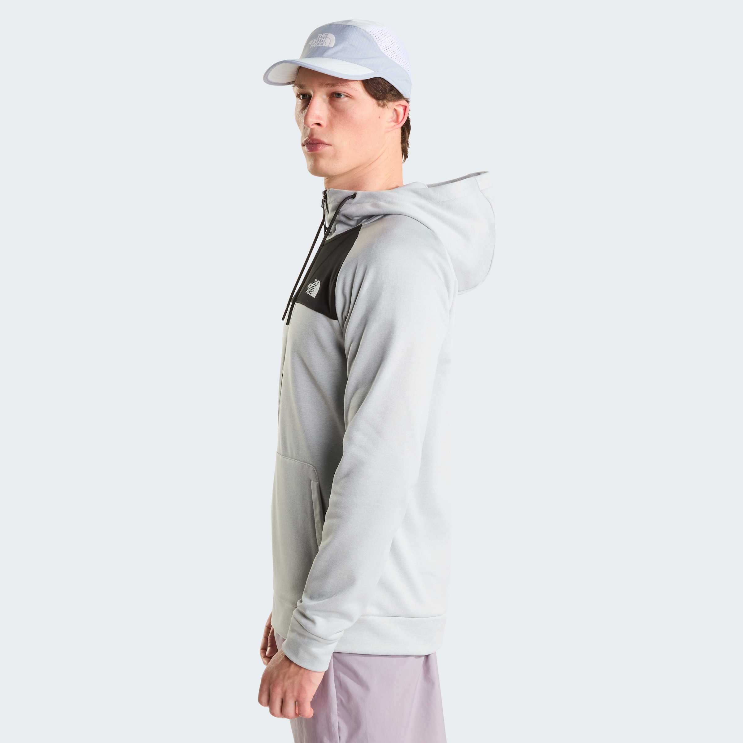 The North Face Fleecejacke »Reaxion Fleece Kapuzenpulli mit durchgehendem RV für Herren« für kühle Temperaturen, offene Taschen, mit gebürsteter Innenseite