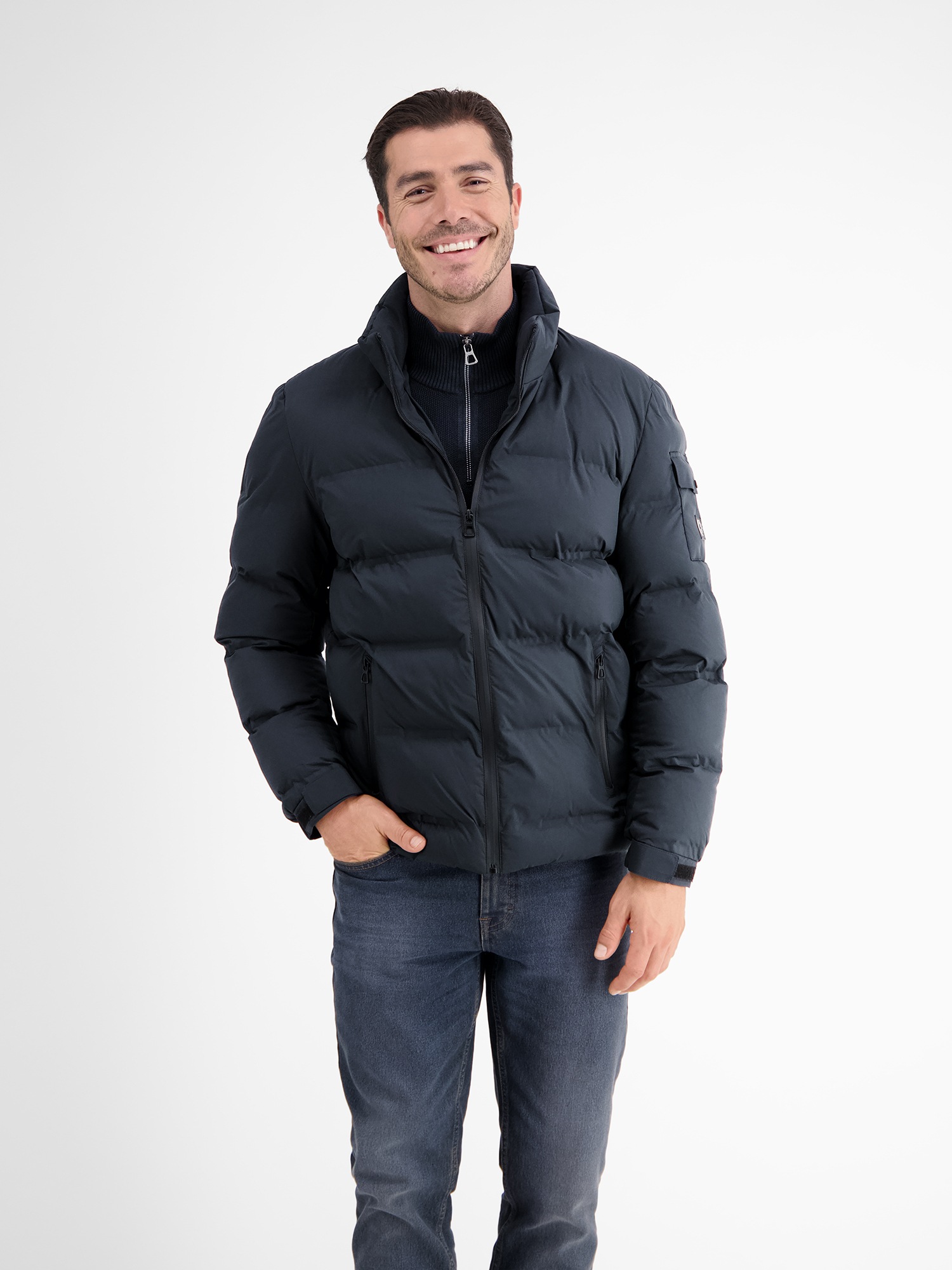 LERROS Steppjacke »LERROS Warm gefütterter Steppblouson mit versteckter Kapuze«, mit Kapuze, Wasser- und windabweisend, atmungsaktiv
