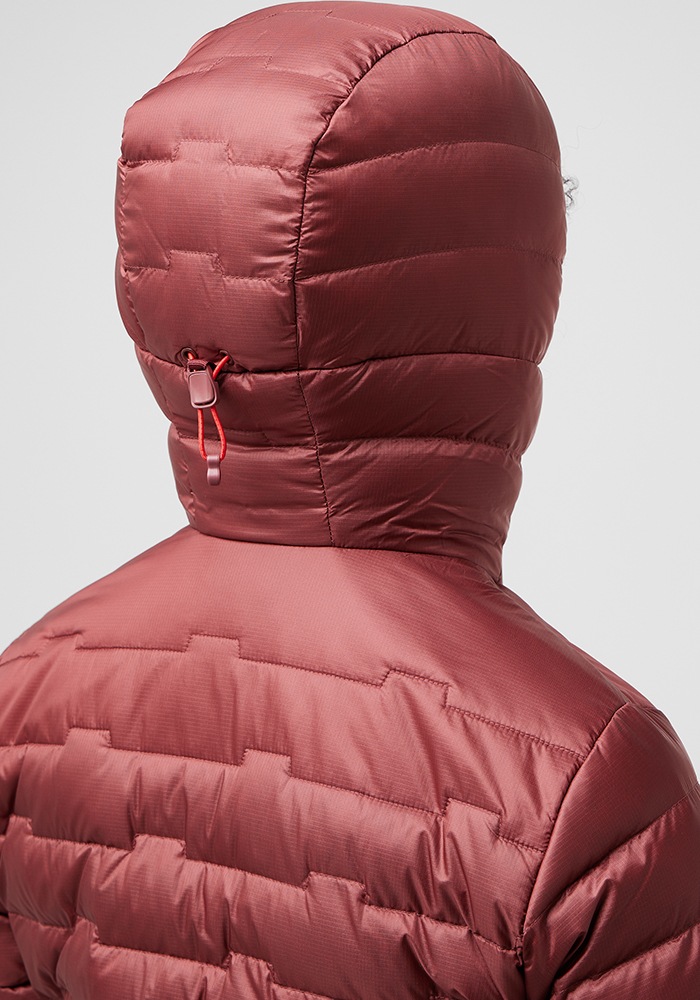 Jack Wolfskin Daunenjacke »PASSAMANI DOWN HOODY W«, mit Kapuze