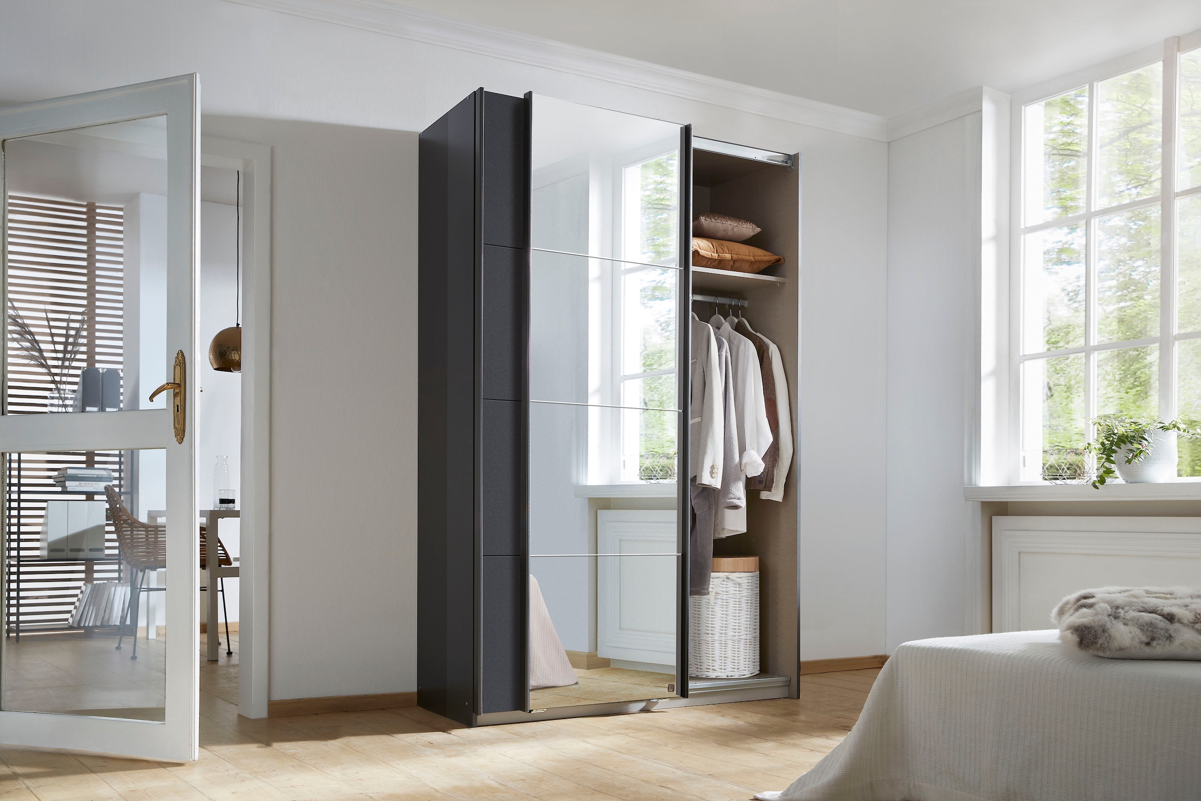 rauch Schwebetürenschrank »Subito Kleiderschrank Bestseller«, Schlafzimmerschrank Schrank Garderobe mit 4 Spiegelelementen