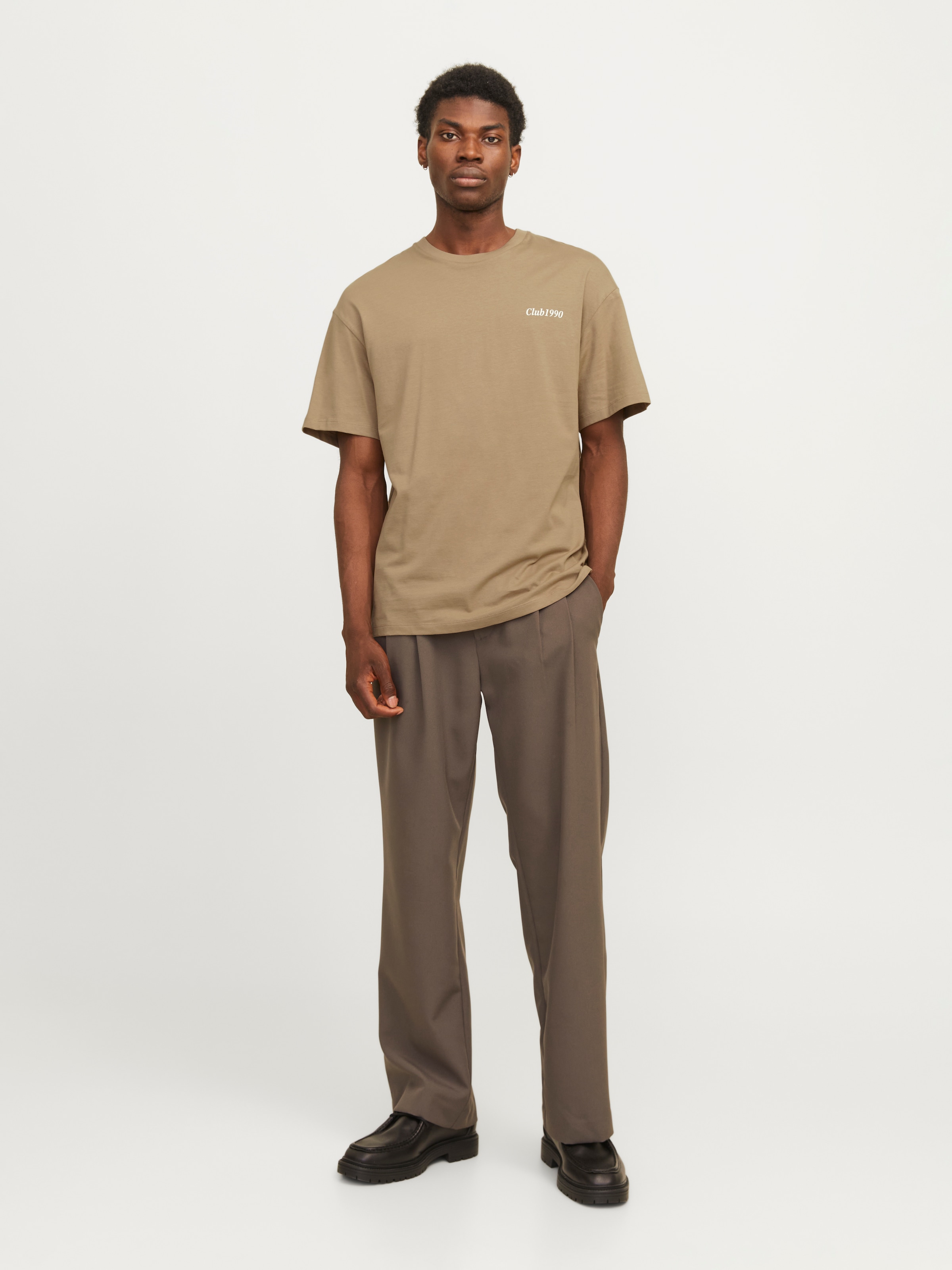 Jack & Jones Rundhalsshirt »JJEBRADLEY GRAPHIC TEE SS O-NECK NOOS«, mit Front und Back Print
