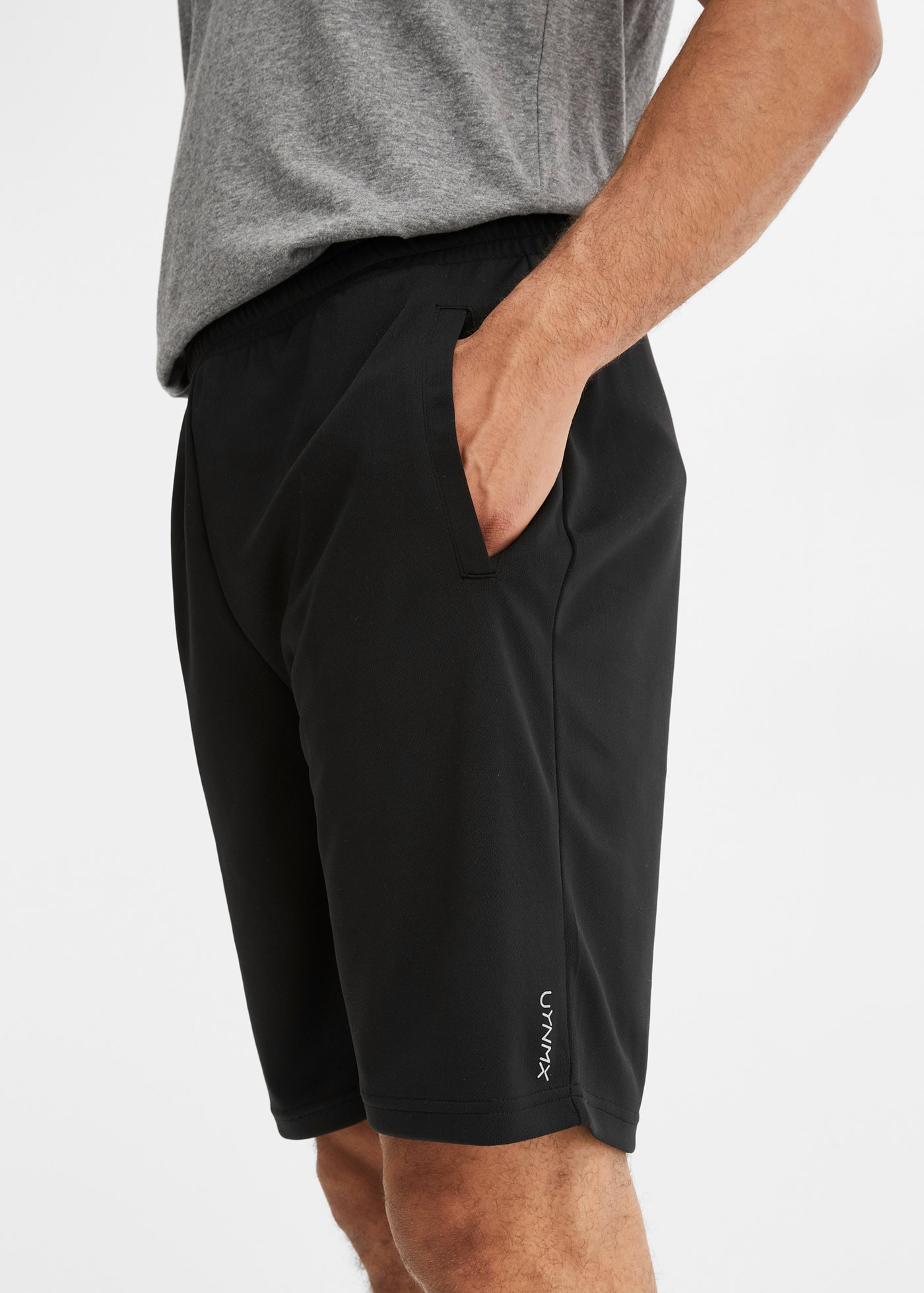 bonprix Shorts  aus Polyester, schnelltrocknend, Regular Fit
