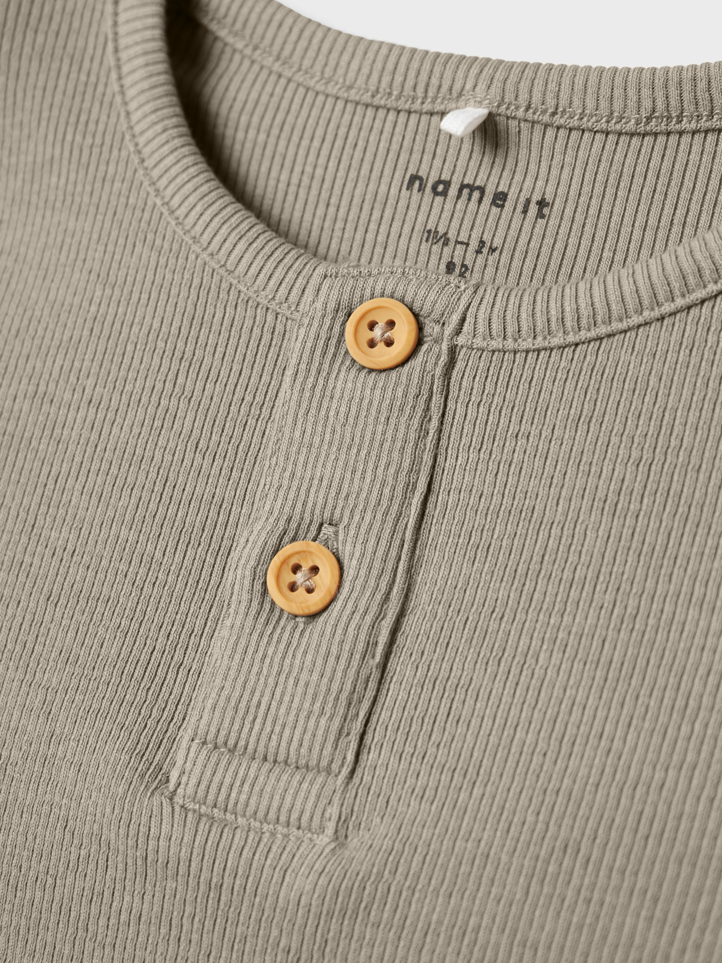 Thumbnail - Name It Kurzarmshirt "NMMKAB TOP NOOS" Baumwollmischung, kurze Knopfleiste