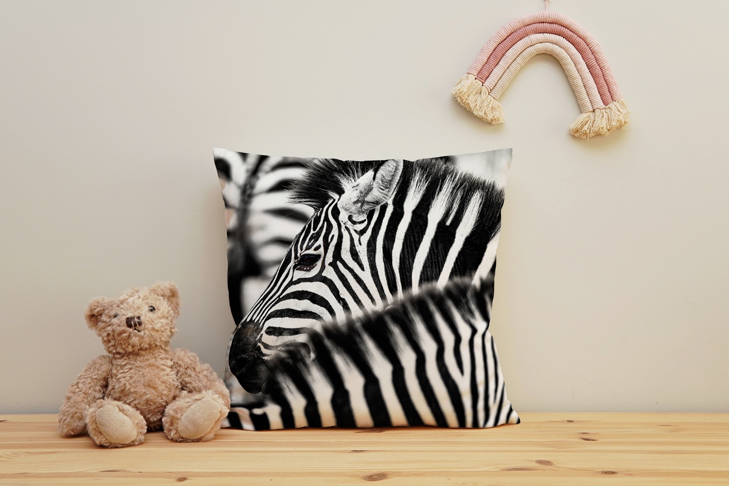 queence Dekokissen "Zebra Herde" Kissenhülle mit HD Premium Druck, geruchsneutral, 40x40cm