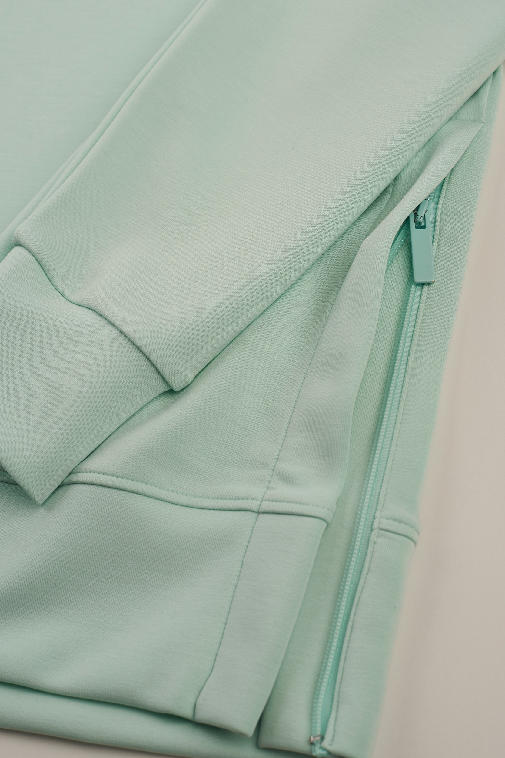 bugatti Sweatshirt , aus elastischer Modalware
