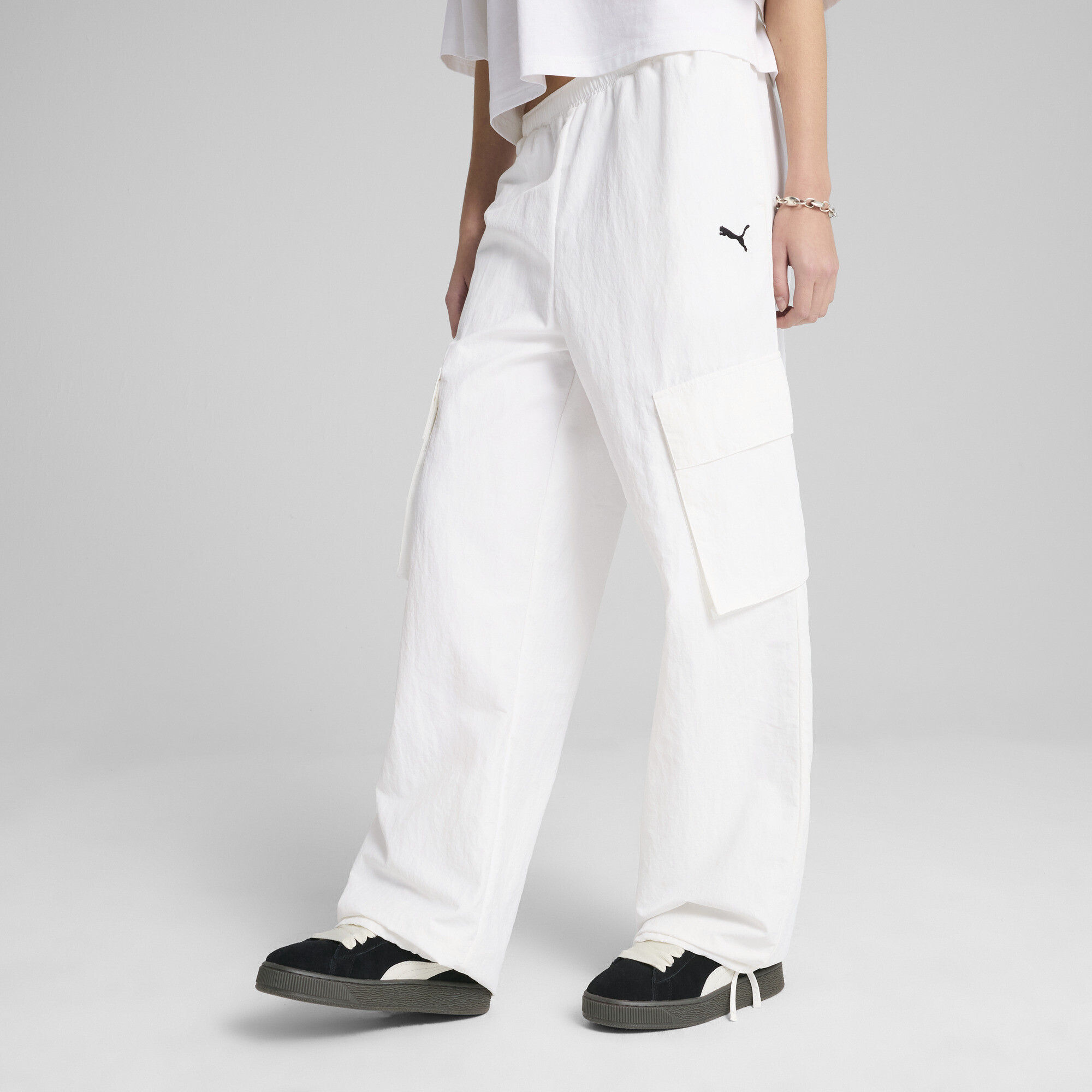 Thumbnail - PUMA Sporthose "WARDROBE ESS Cargohose in Relaxed Fit Damen"
