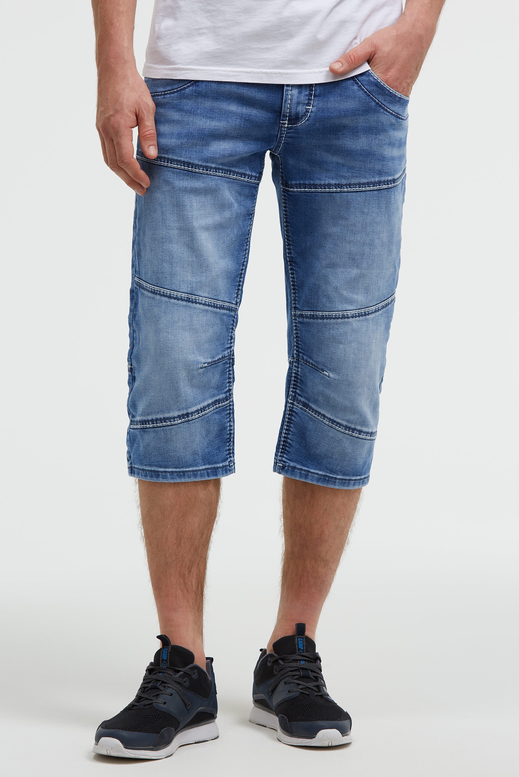 CAMP DAVID Jeansshorts mit Teilungsnähten günstig online kaufen