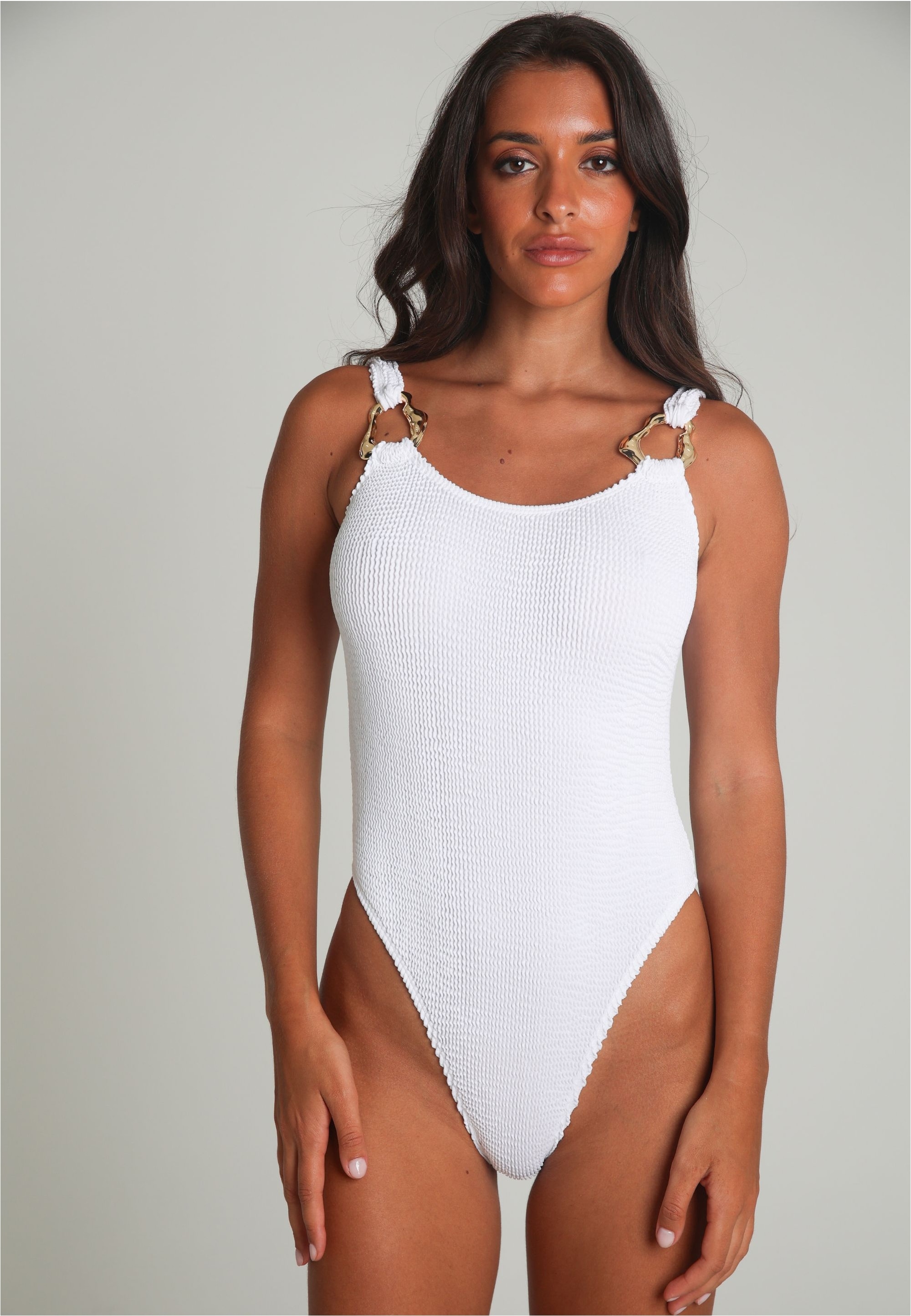 Moda Minx Badeanzug »SCRUNCH«, (1 St.), mit eleganten Schmuckelementen