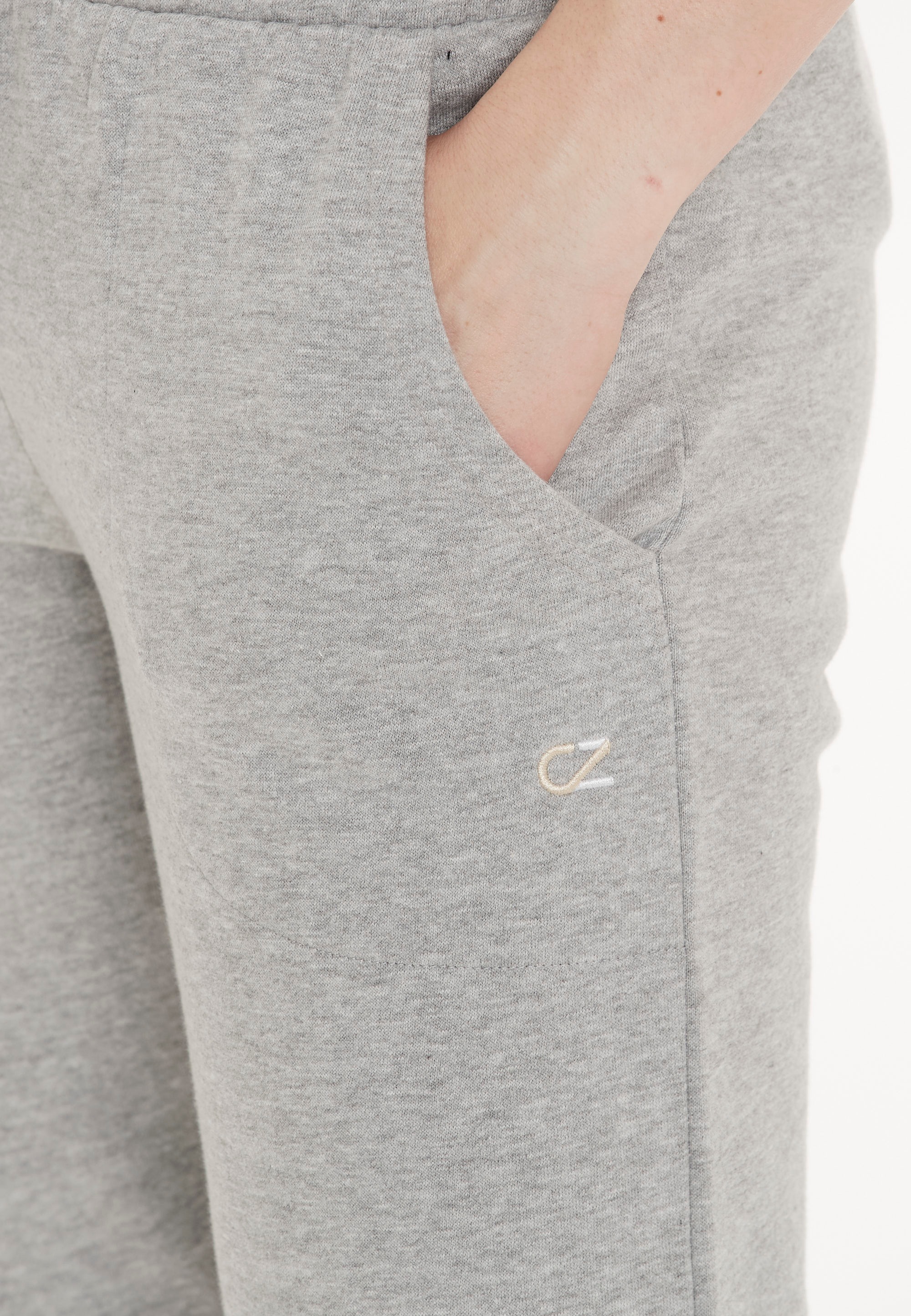 CRUZ Sweathose »Mayda«, aus atmungsaktivem Material