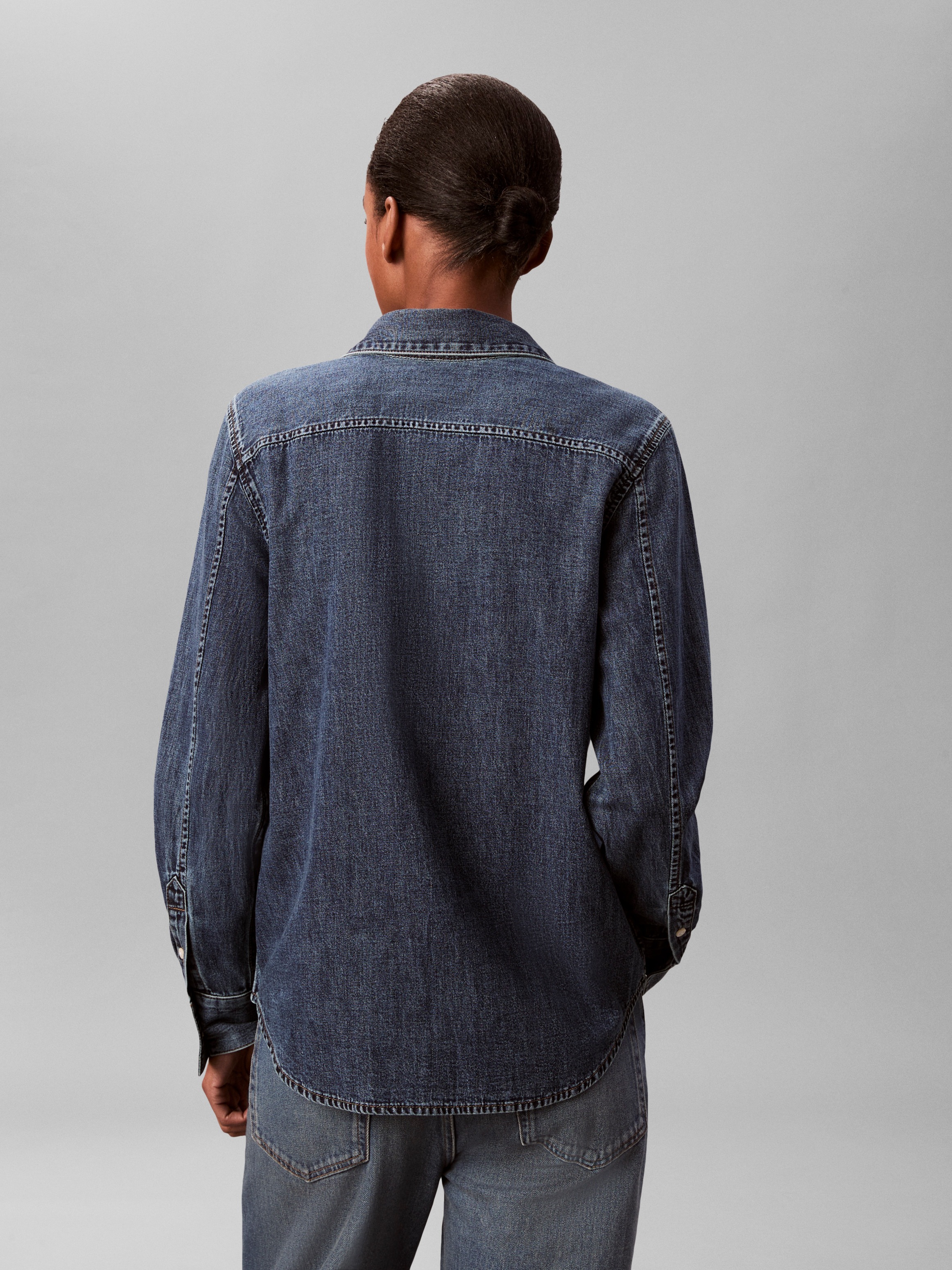 Calvin Klein Jeans Jeansbluse Regular fit, Brusttasche, abgerundeter Saum günstig online kaufen