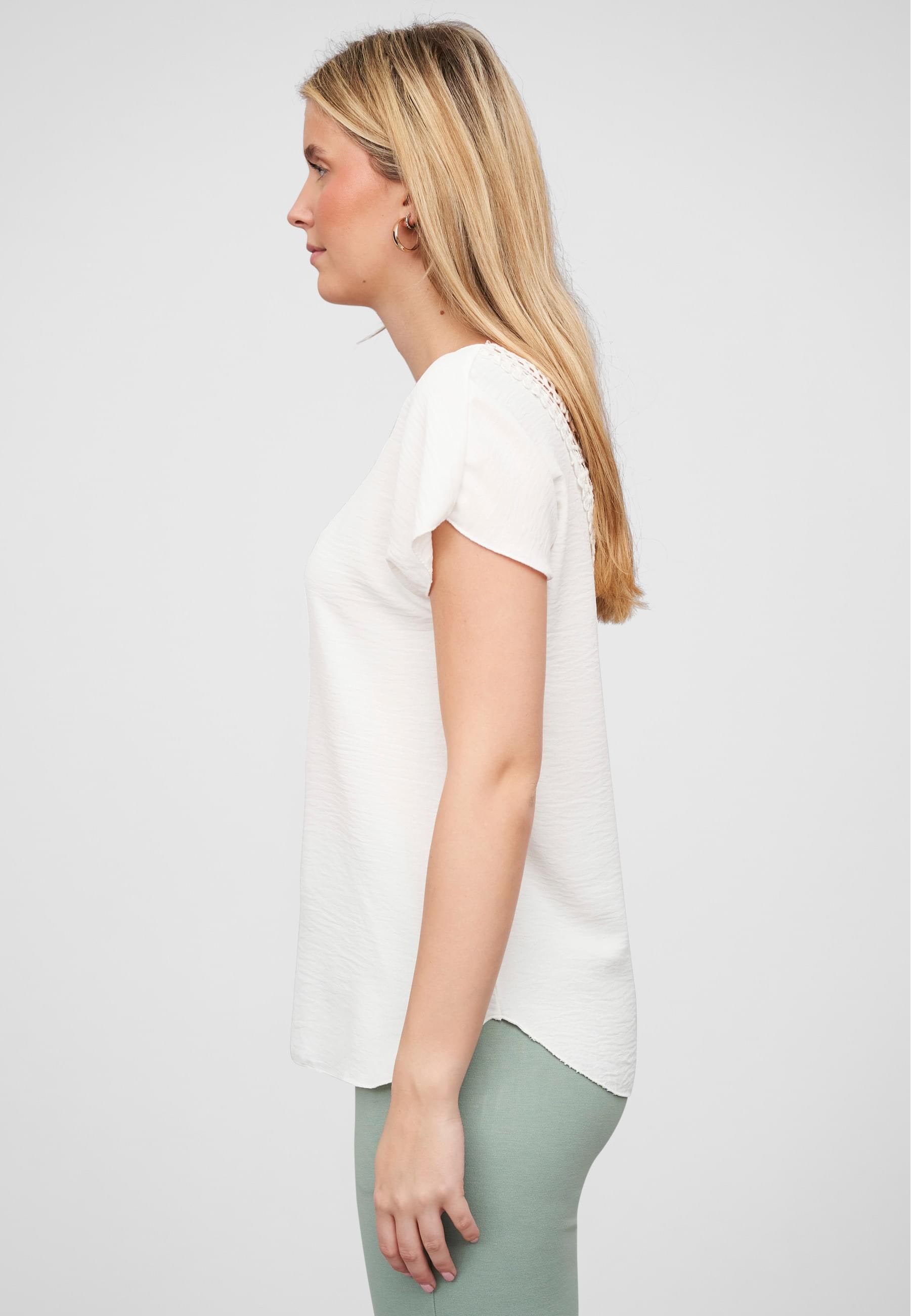 CLOUD 5IVE T-Shirt »CLOUD 5IVE Cloud5ive Damen Musselin Top mit Spitzenbesatz hinten« 1 Stk. tlg.