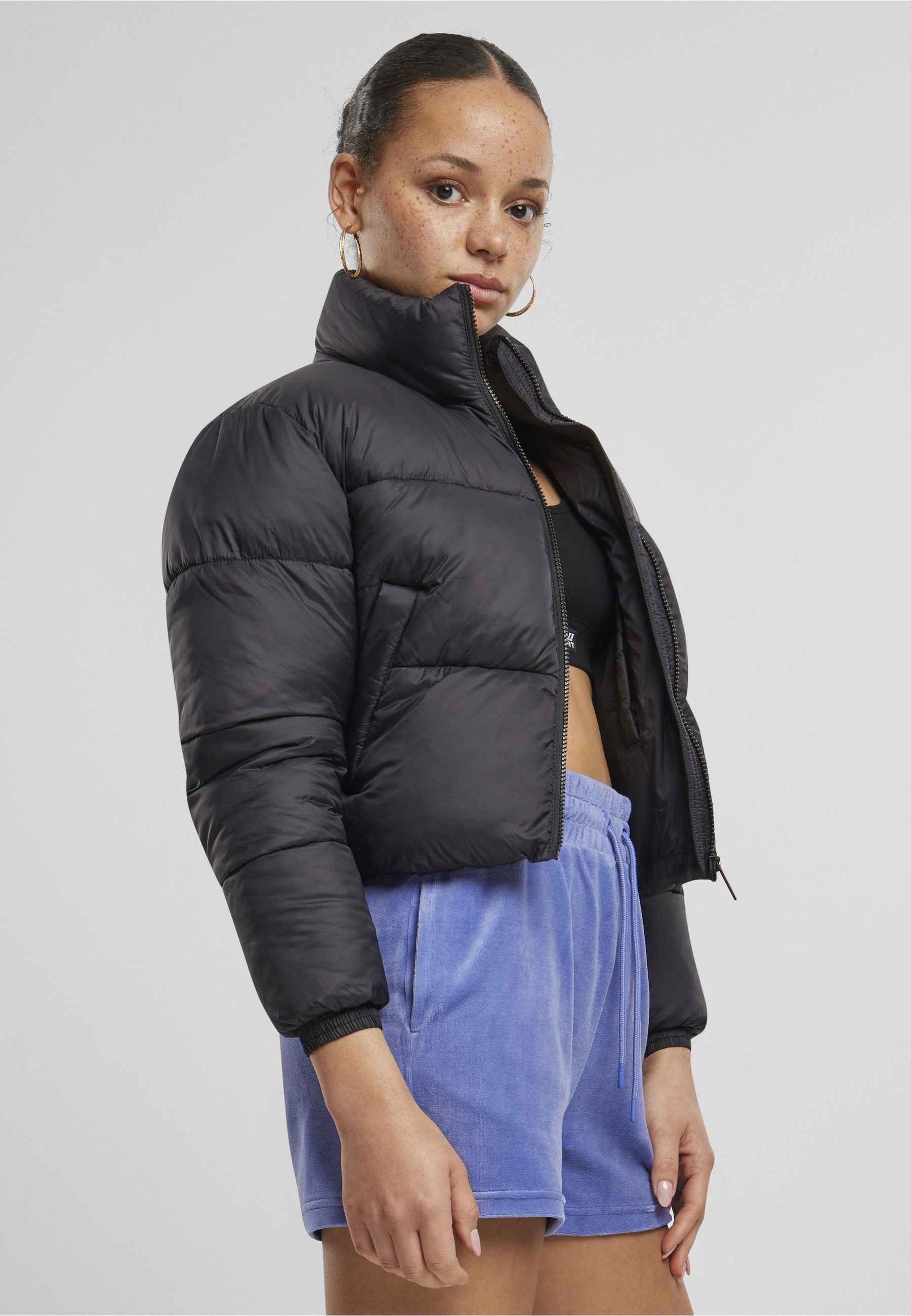 Karl Kani Winterjacke »Karl Kani Karl Kani Sport Patch Crop Puffer Jacket« 1 Stk. tlg. ohne Kapuze